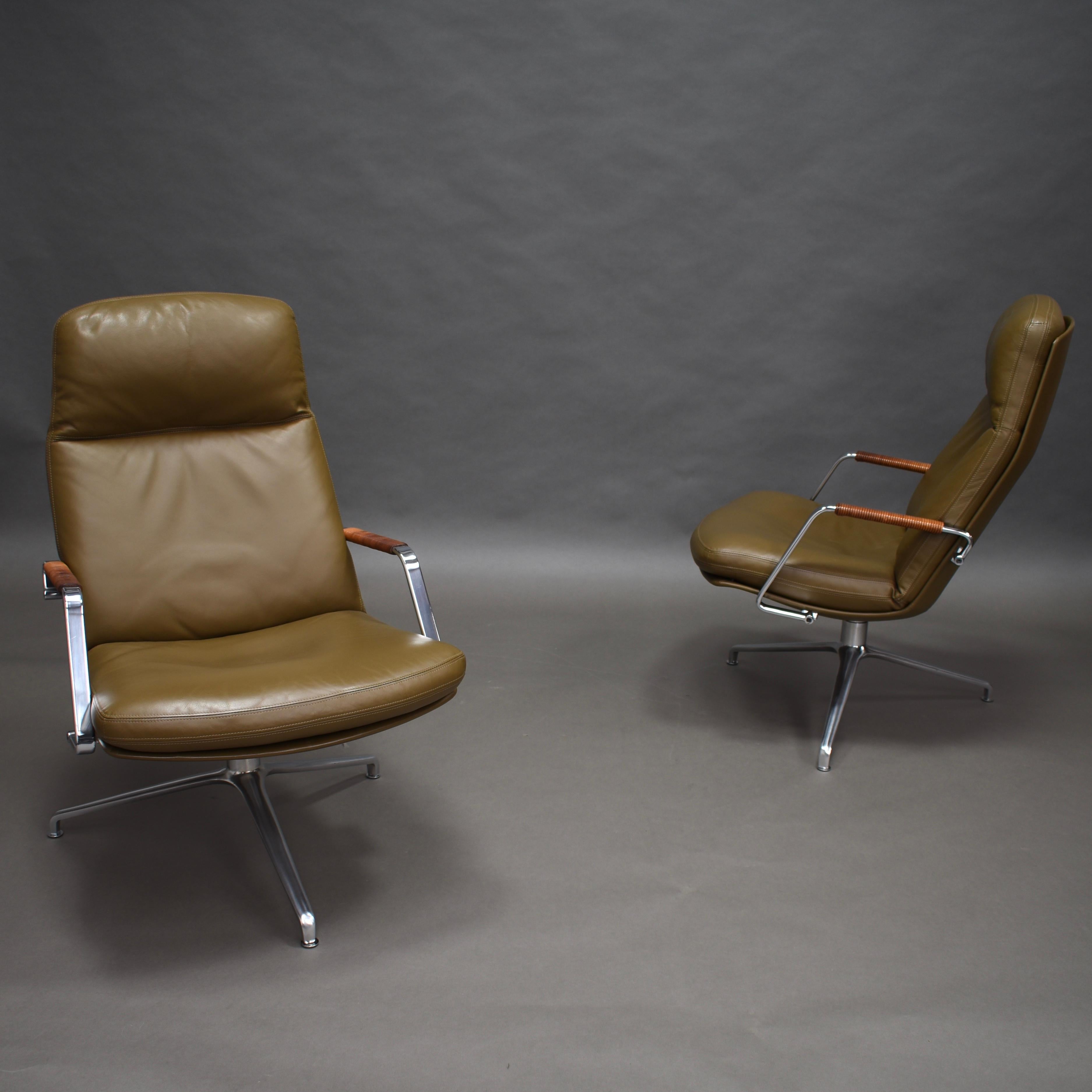 Mid-20th Century Fabricius and Kastholm FK86 for Kill International Leather Swivel Lounge Chairs For Sale