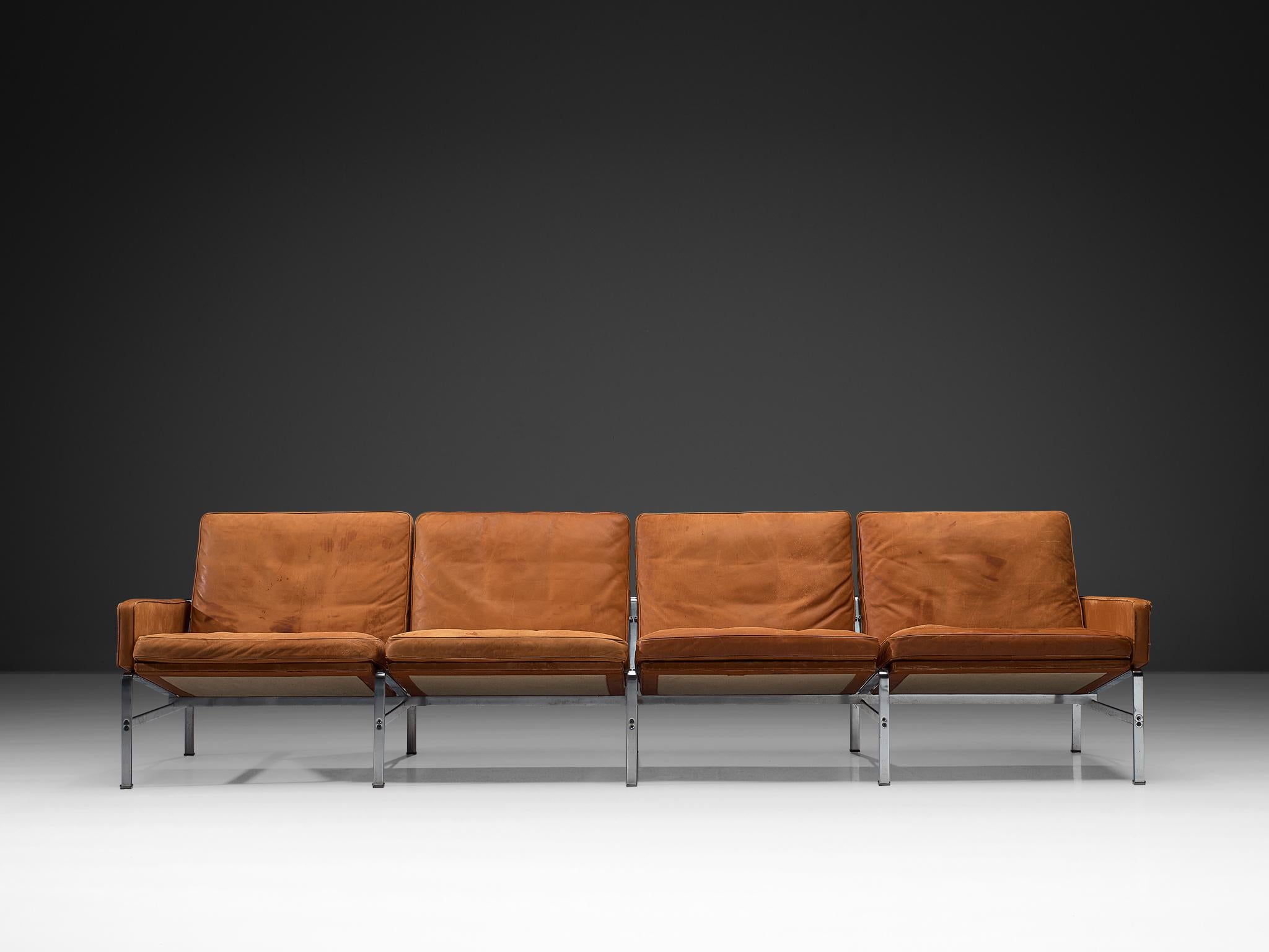 Scandinavo moderno Divano a quattro posti in pelle cognac con struttura in acciaio di Fabricius e Kastholm in vendita
