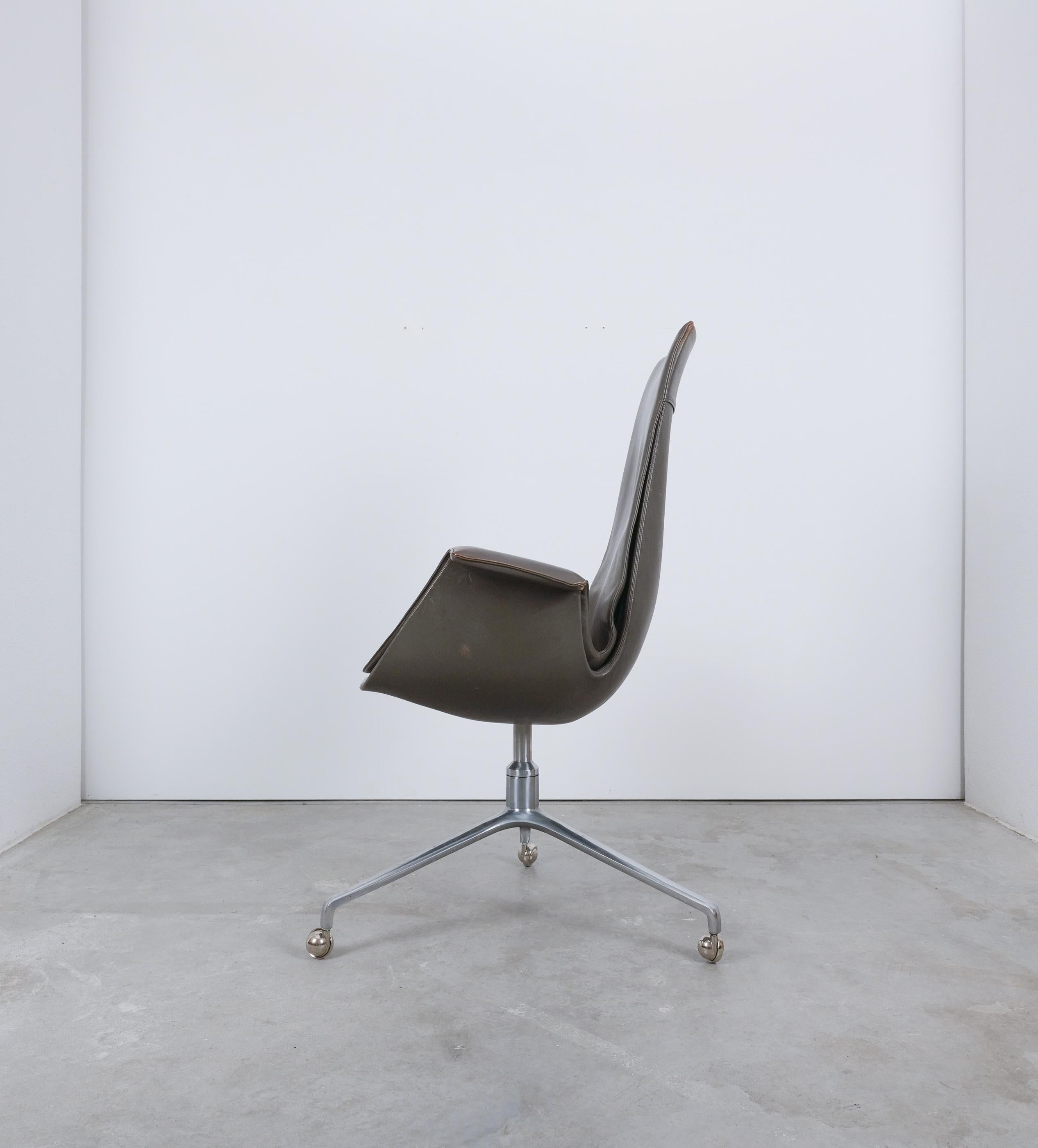 Fabricius und Kastholm Tarmac Schreibtischstuhl mit hoher Rückenlehne und Drehfuß FK 6725, 1964 (Dänisch) im Angebot