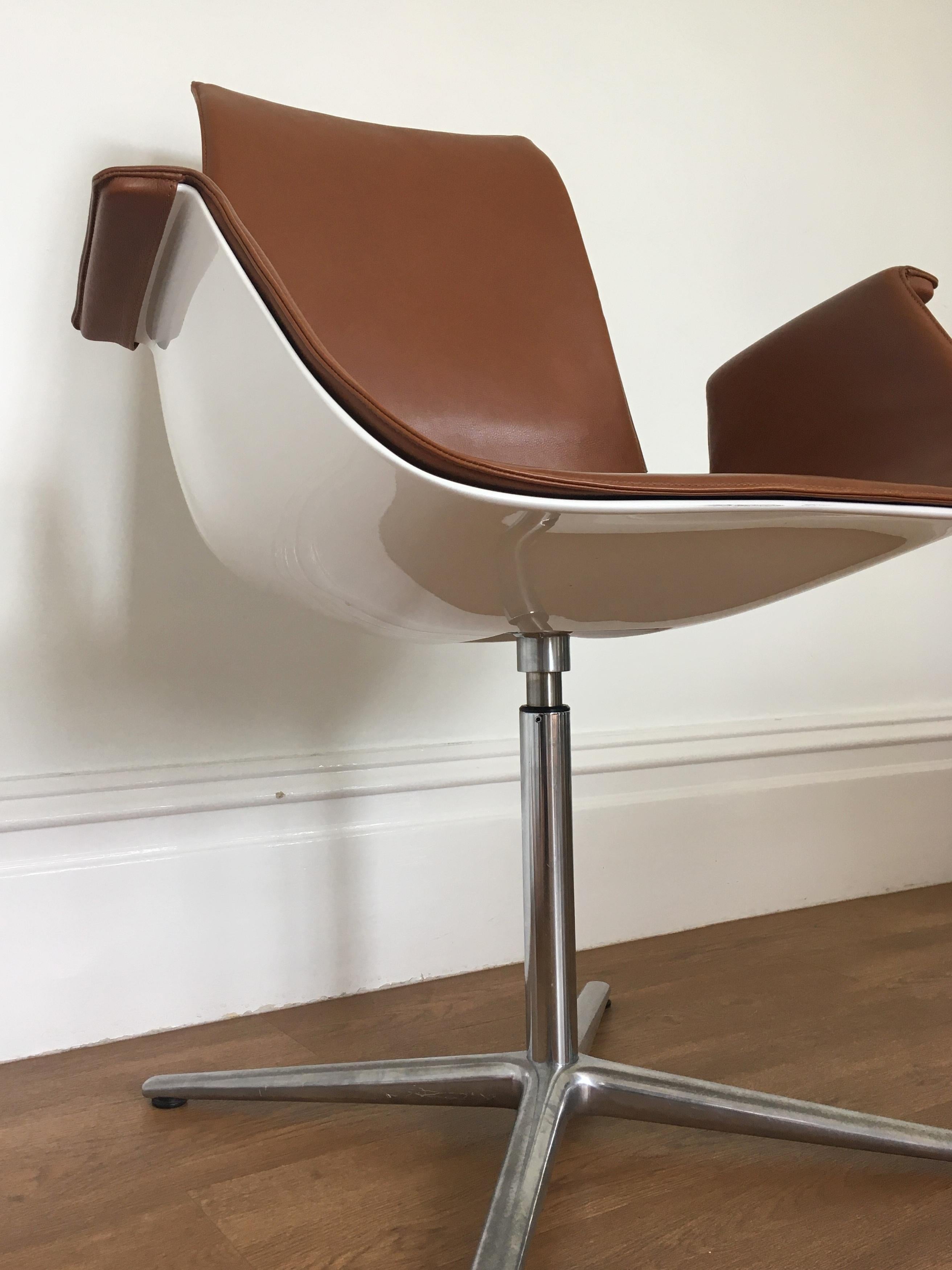 Fabricius & Kastholm Fk Bucket Chair for Walter Knoll In Good Condition For Sale In Solihull, GB