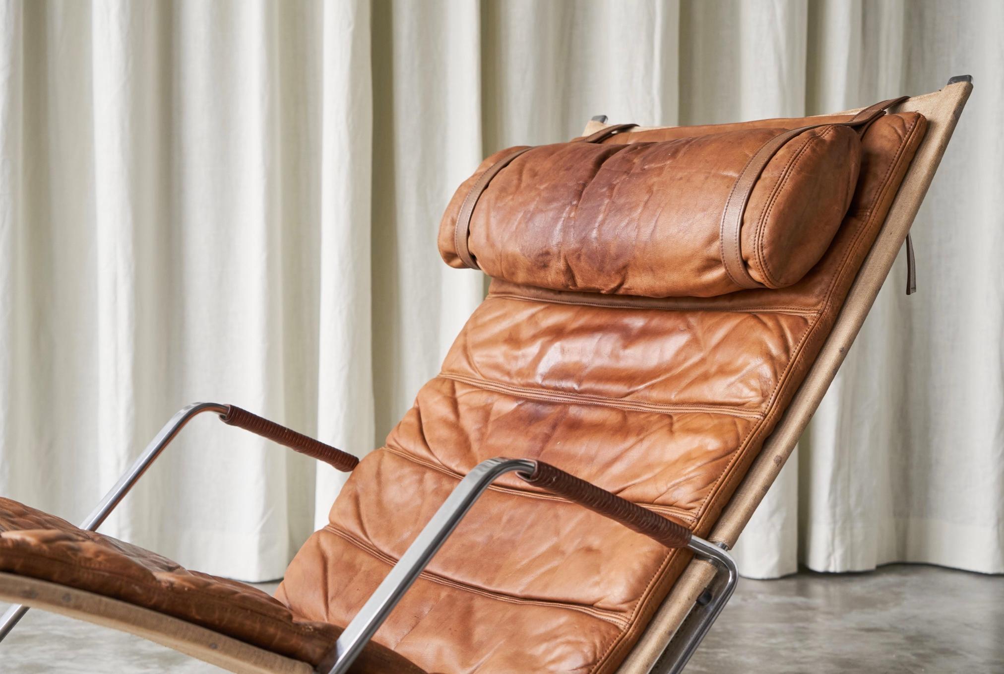 Hand-Crafted Fabricius & Kastholm FK87 Lounge Chair in Patinated Cognac Leather 1960s For Sale