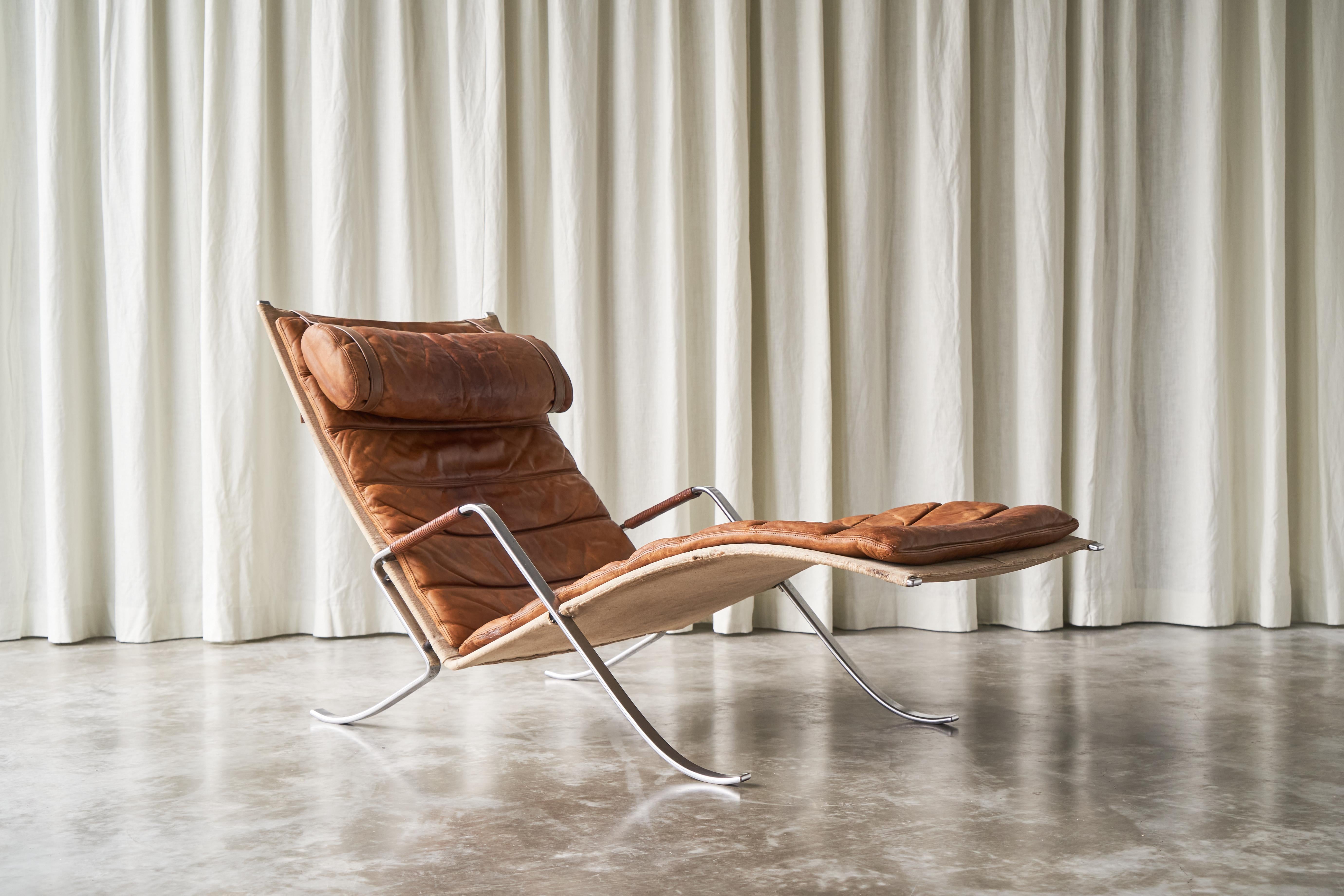 Fabricius & Kastholm FK87 Lounge Chair in Patinated Cognac Leather 1960s For Sale 1