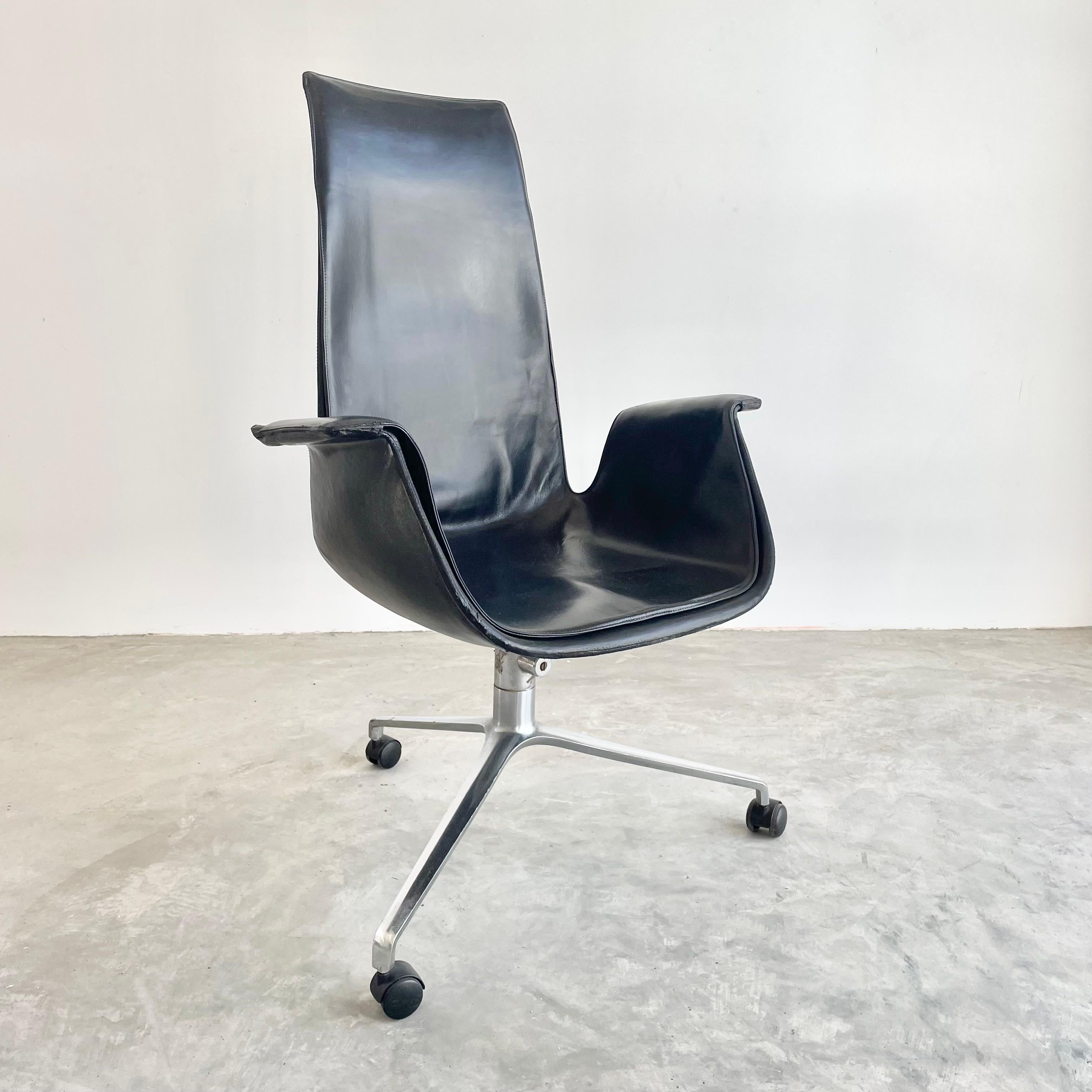 Fabricius Kastholm Leather 'Bird' Chairs For Sale 7