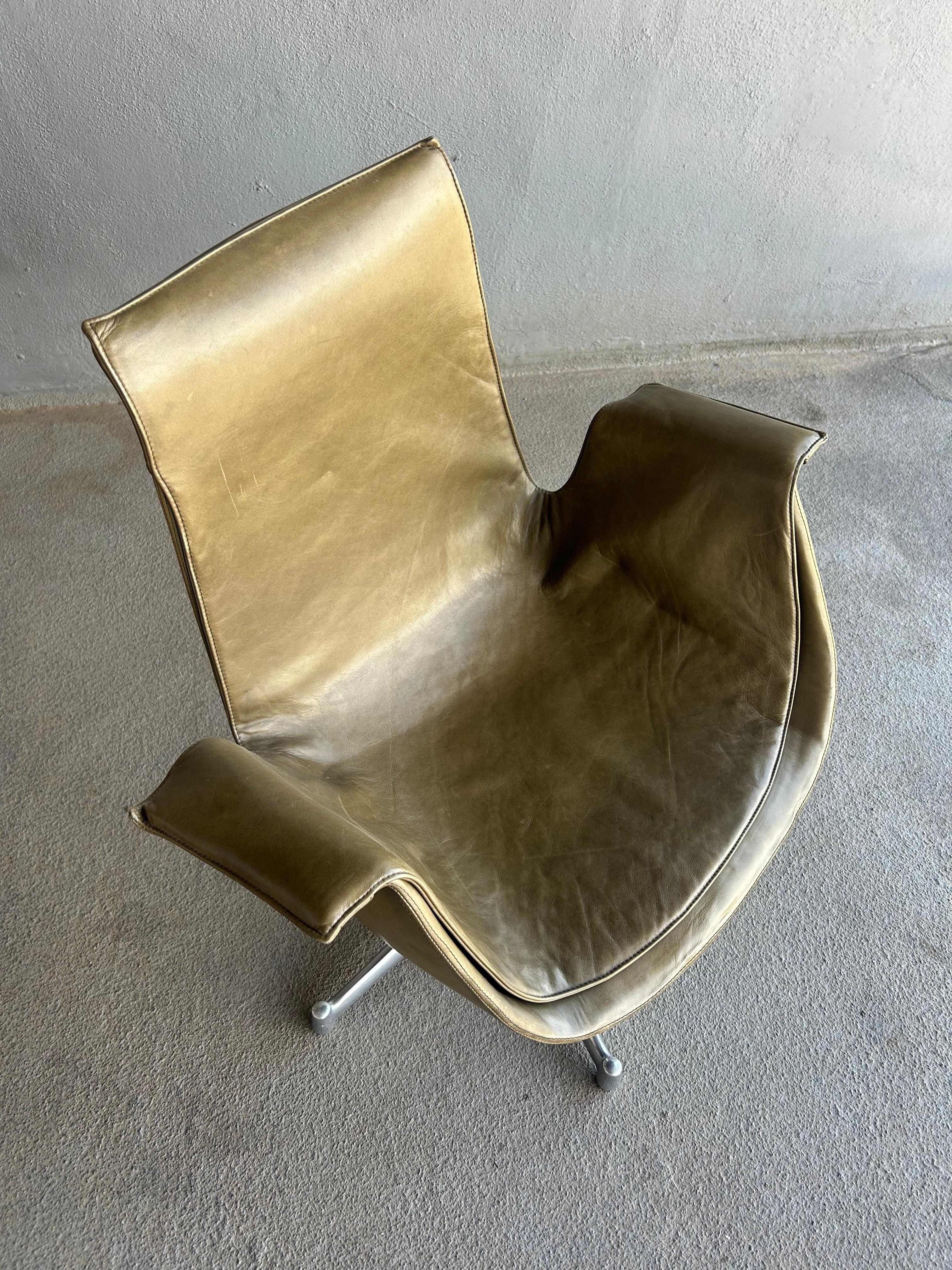 Fabricius Kastholm Silla Tulipán de Piel en Bueno estado para la venta en Phoenix, AZ