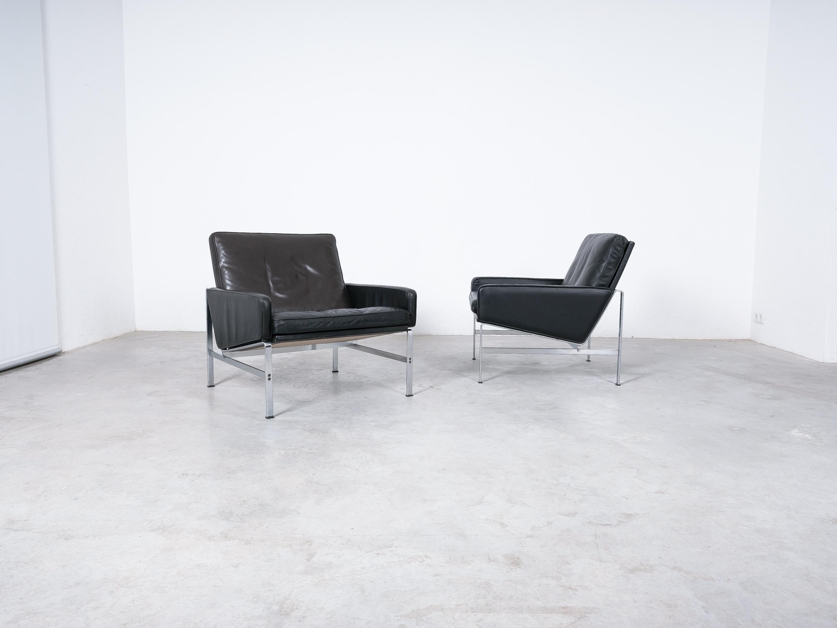 Danish Fabricius & Kastholm Lounge Chairs FK 6720 Black Leather for Kill International