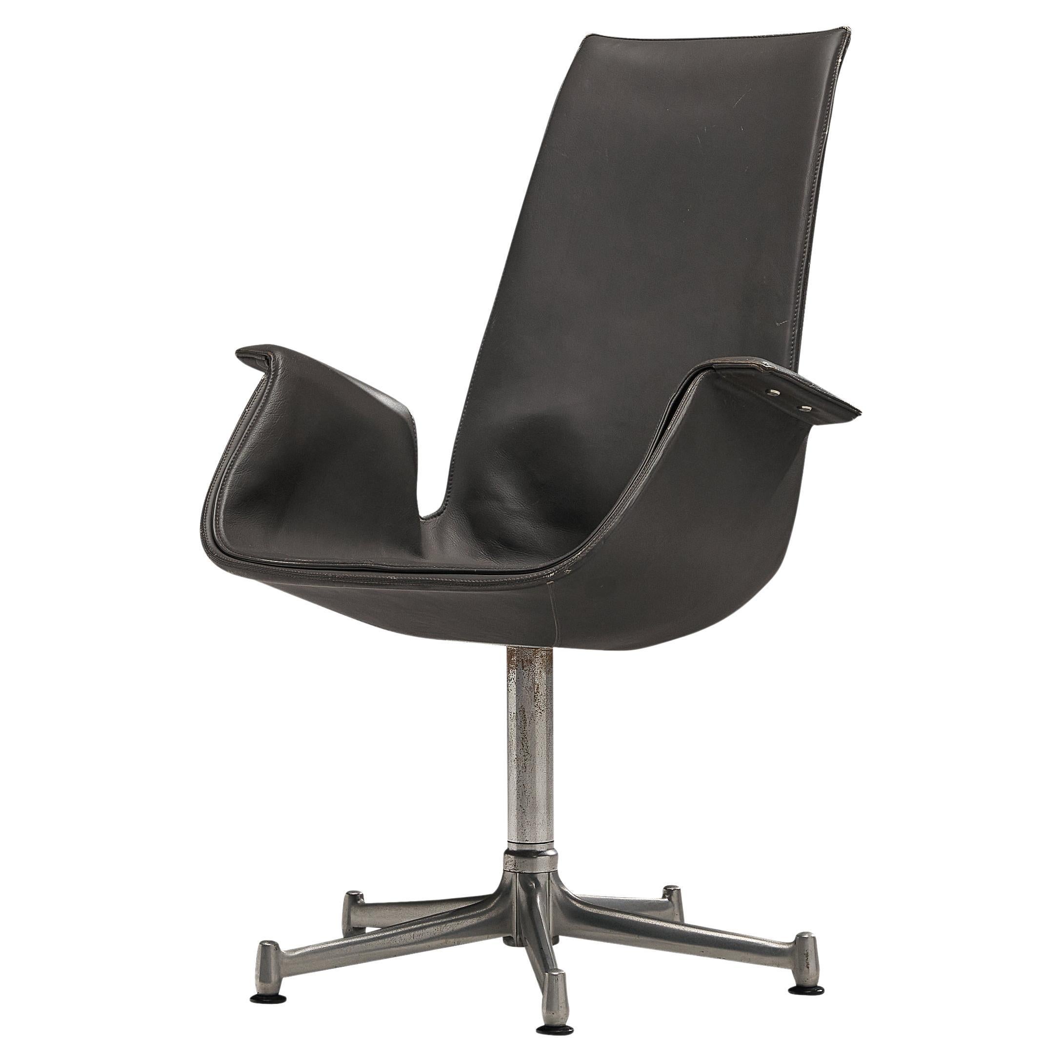 Fabricius & Kastholm Swivel Chair in Leather and Steel For Sale