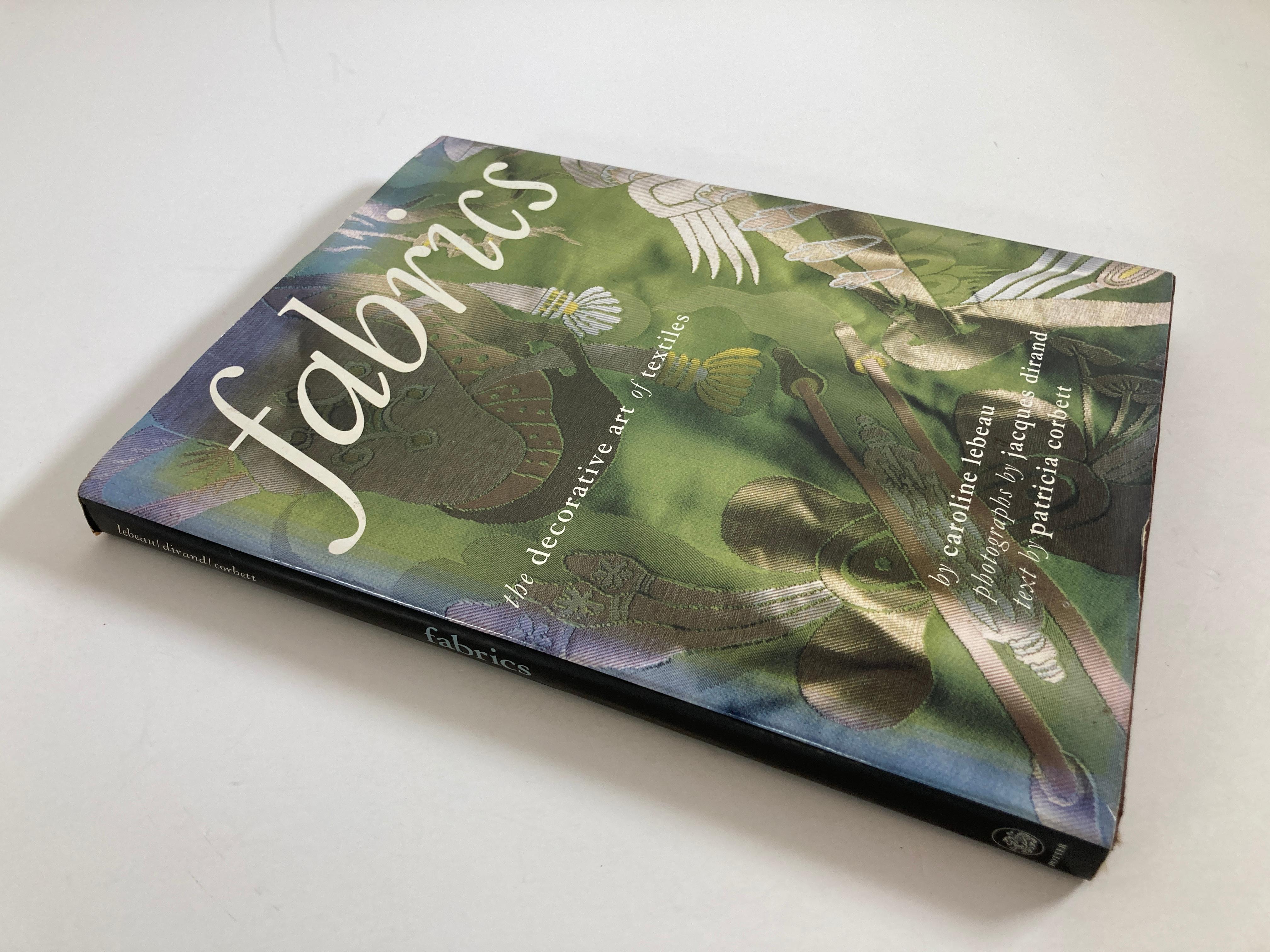 Fabrics The Decorative Art of Textiles
Spectacularly illustrated with richly colorful, sumptuously textured photographs, Fabrics is an enthusiastic trip through the history, technology, and lore of this most versatile design element, and a