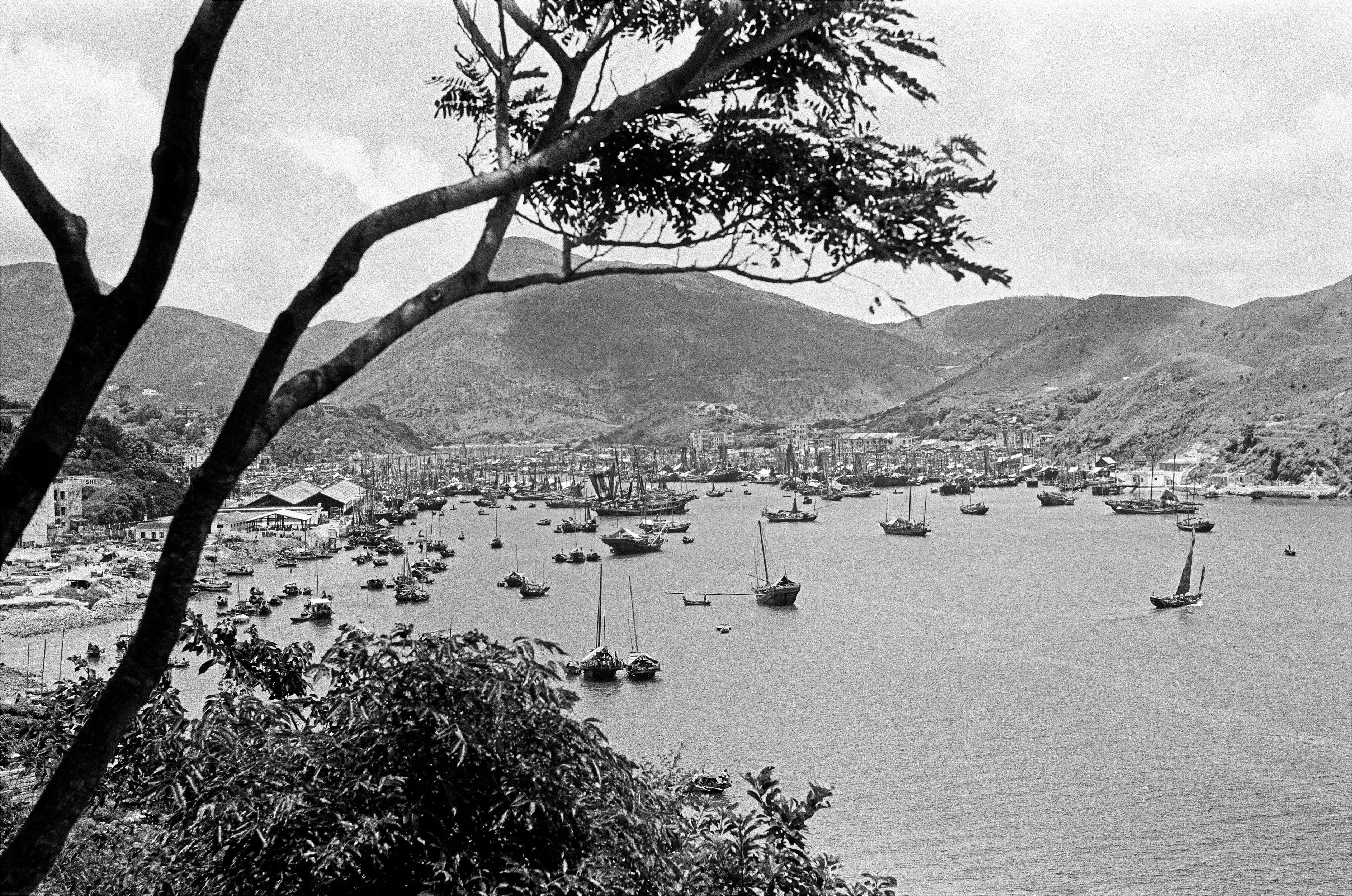 100th Anniversary Celebration Coffret # 11 - Hong Kong - Vintage Photography - Gray Black and White Photograph by Fabrizio La Torre