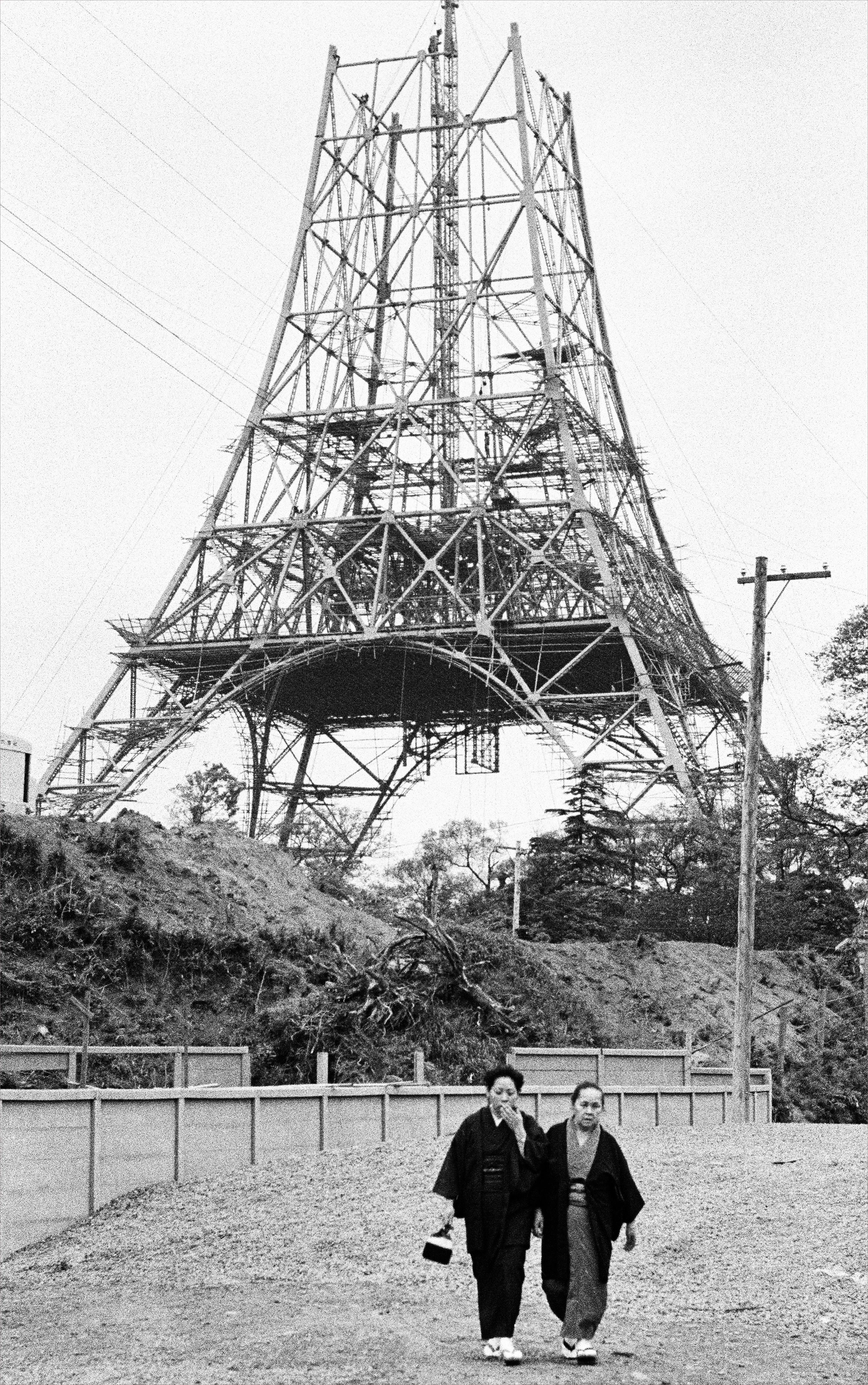 Fabrizio La Torre Black and White Photograph -  Eiffel Tower, Tokyo ( 1957 ) - Japan - Full Framed Black & White Fine Art Print