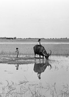 Fratello e Sorella - Thailand 1961 - Gravure d'art en noir et blanc entièrement encadrée