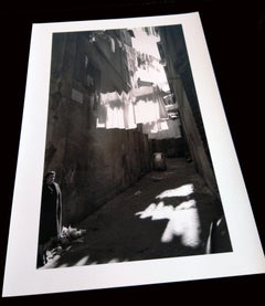 L'Attesa - Roma - # 5 on 5 - Contemporary Photorealist Black & White Photography