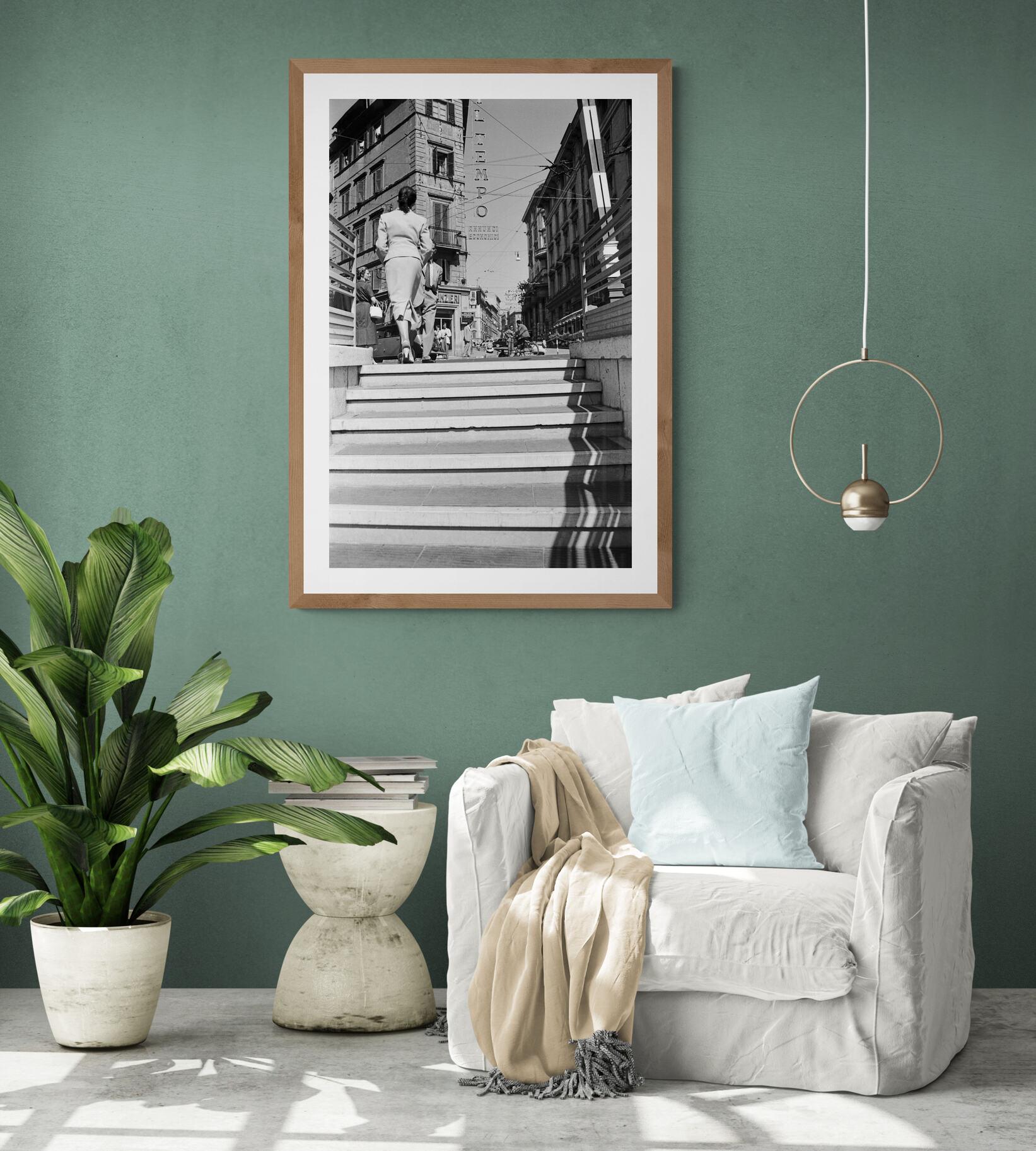 Artwork # 1 on 5 sold in limited edition in perfect condition 
On Via del Tritone, an elegant exit from the small underground passage which made it possible to avoid automobile traffic. A photo that has become a great classic. This print is part of