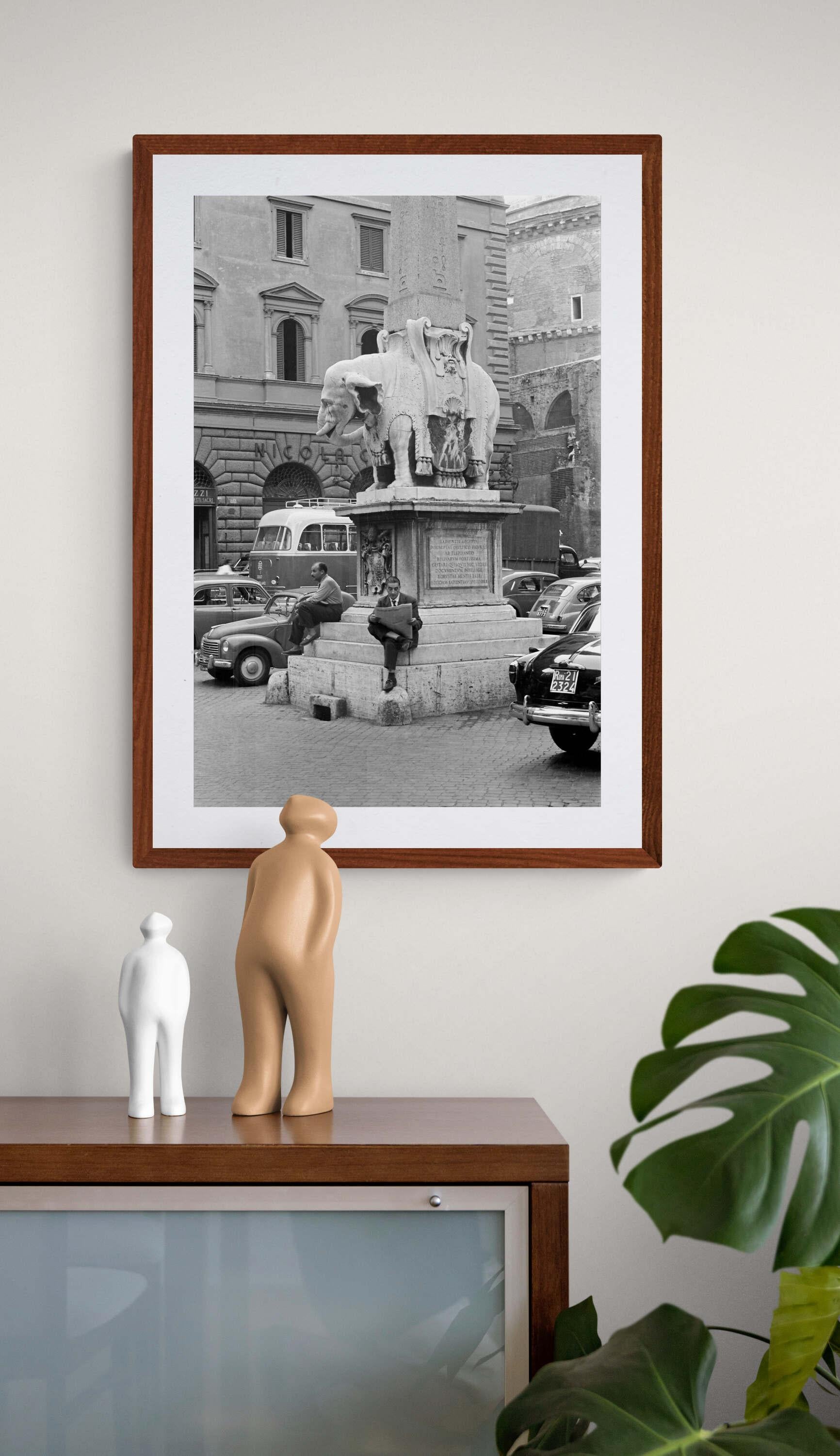 Seduti sul Pulcino, 1956 - Contemporary Photorealist Black & White Photography For Sale 1
