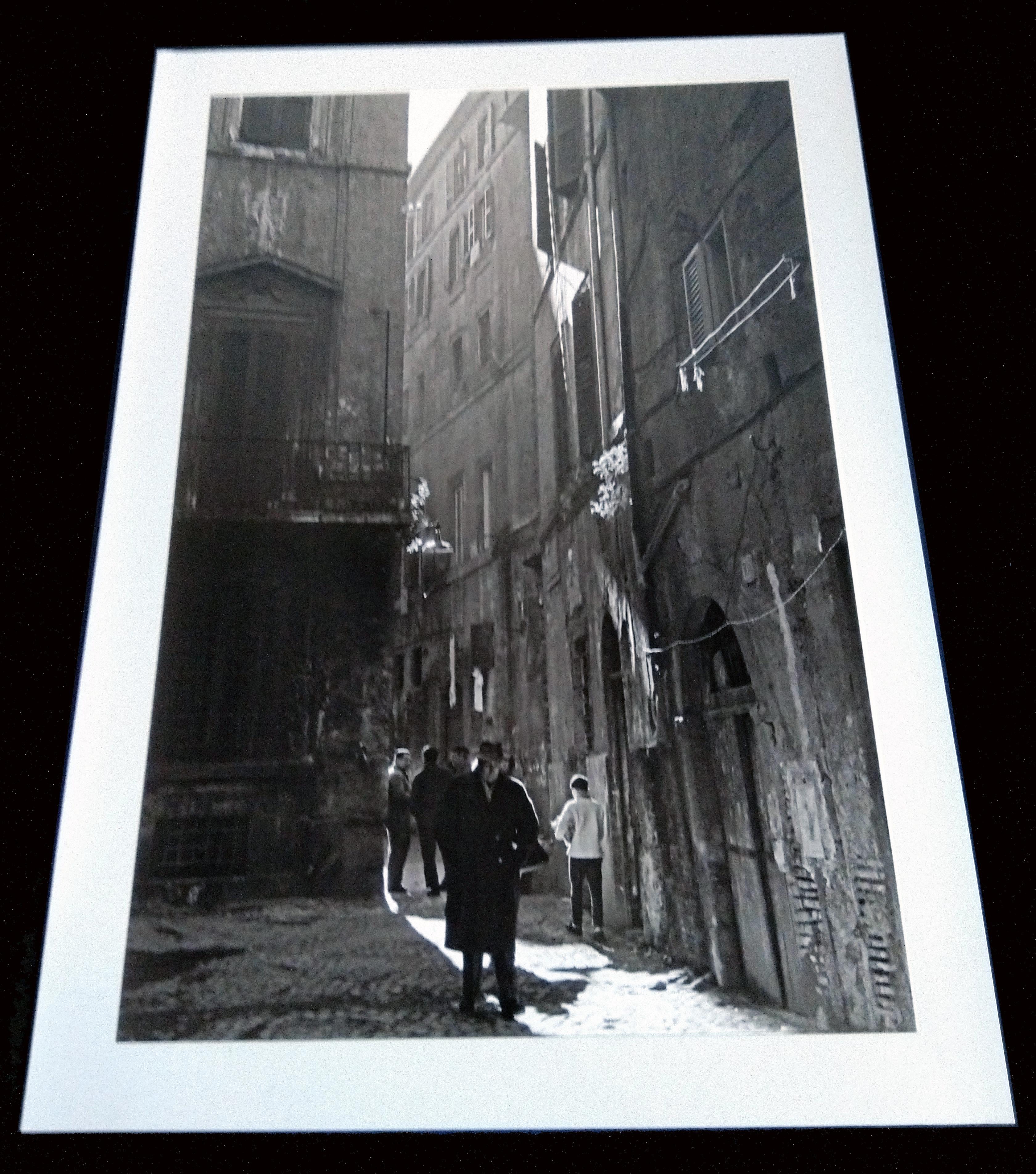Uomini dell’ombra, Roma - 1962 - Contemporary Black & White Photography For Sale 1