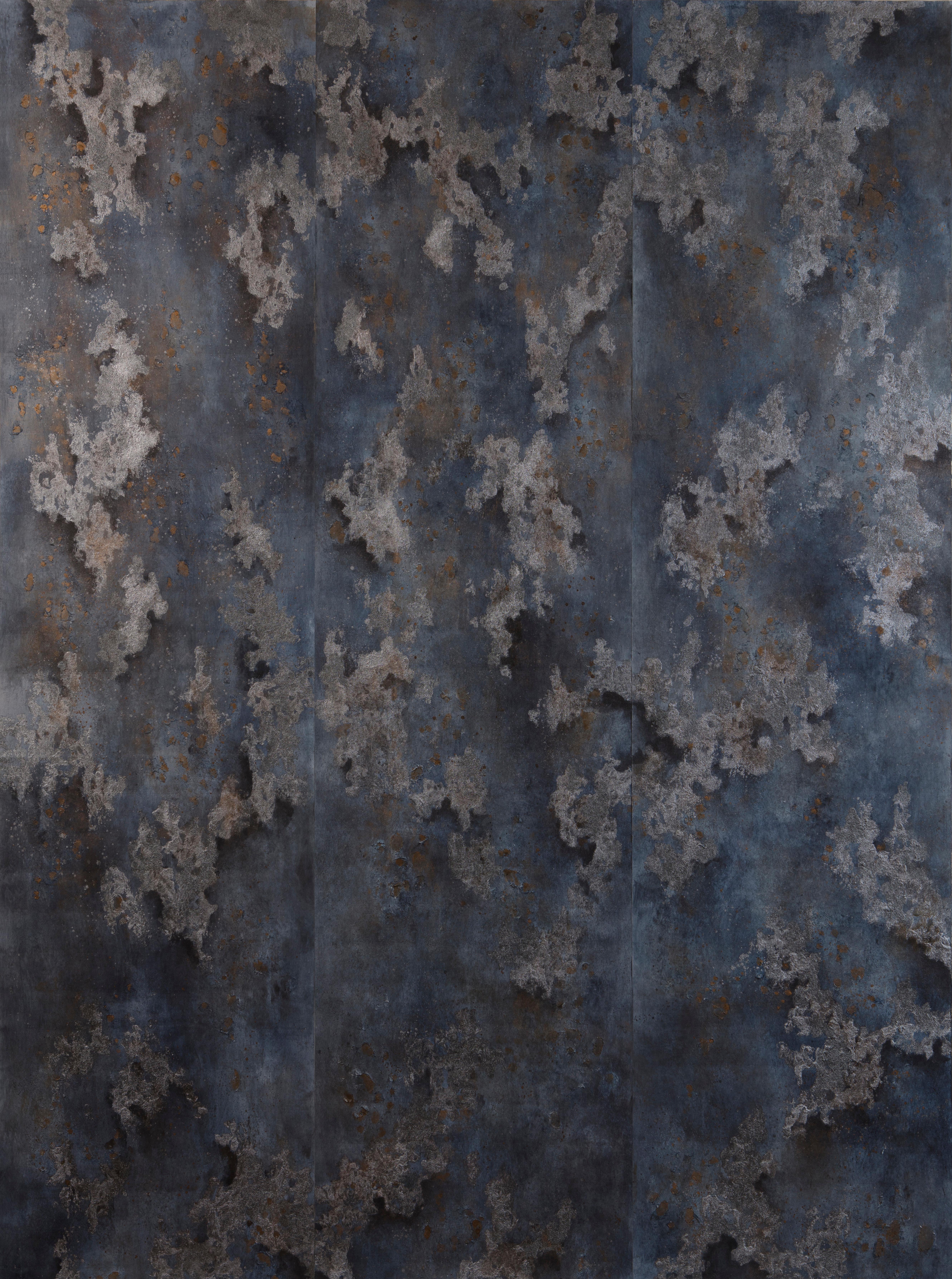 Fabscarte Handmade Hand Painted Wallpaper, Martyn Thompson,  Midnight Moon Dust For Sale 2