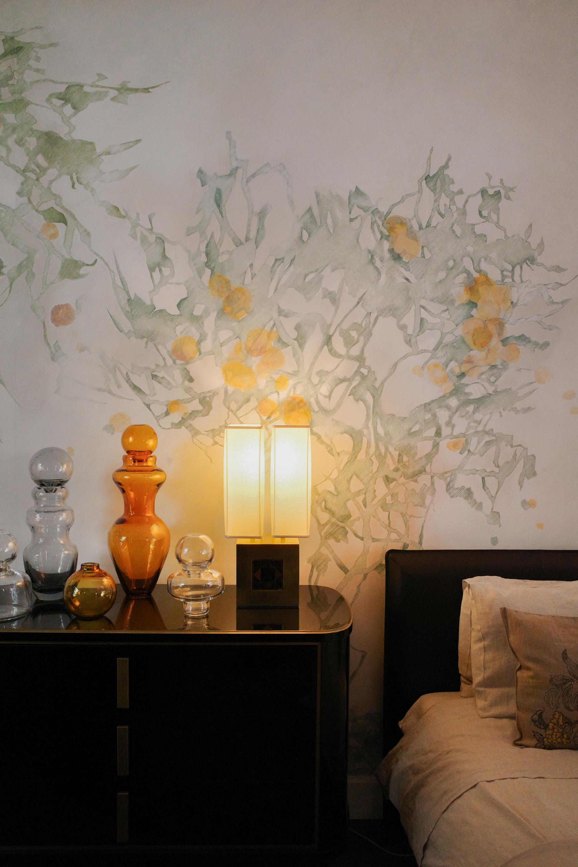XXIe siècle et contemporain Fabscarte Papier peint peint à la main, Nature Whisper en vente
