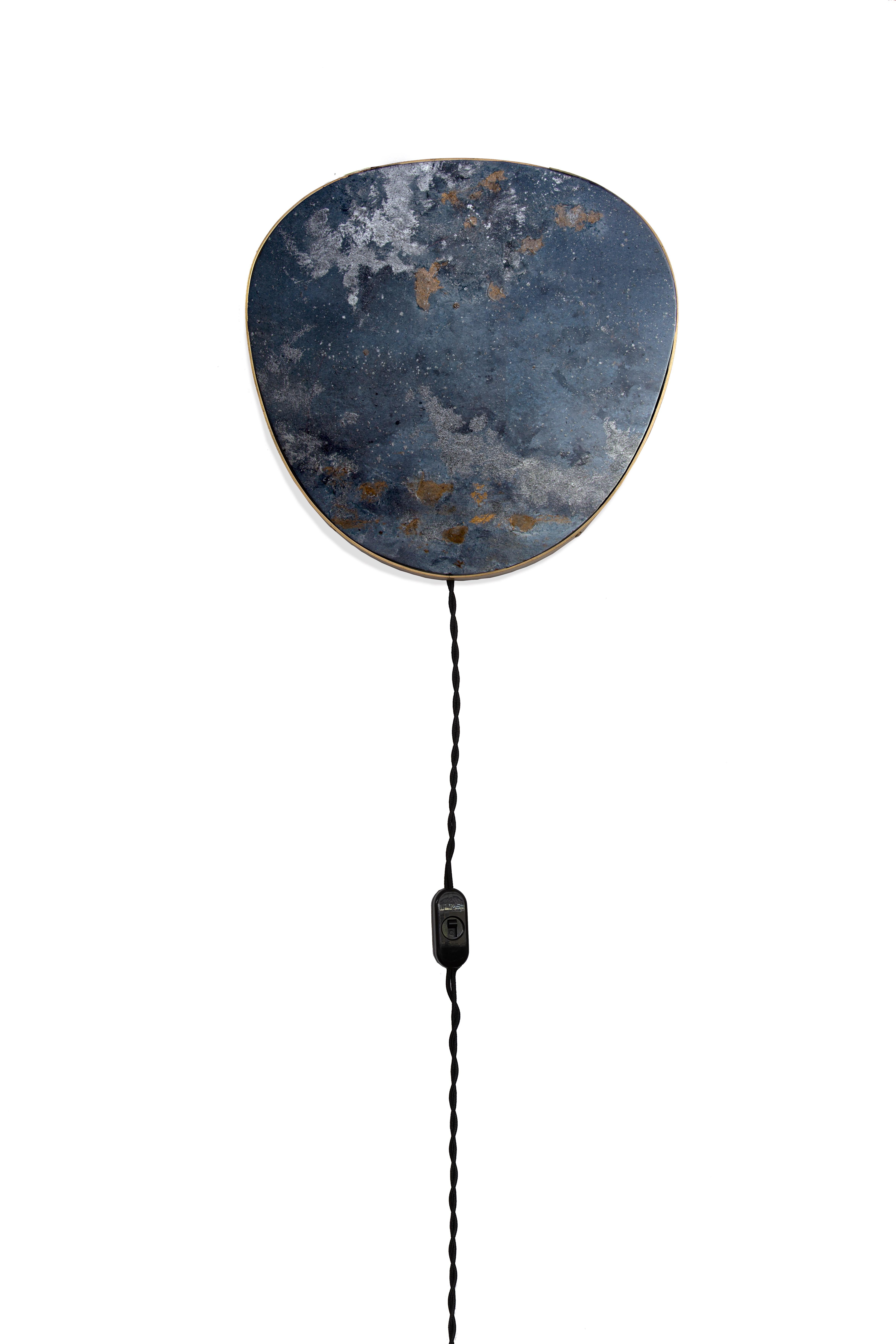 Lampe murale Fabscarte, faite à la main, peinte à la main, poussière Midnight Moon Neuf - En vente à Milan, IT