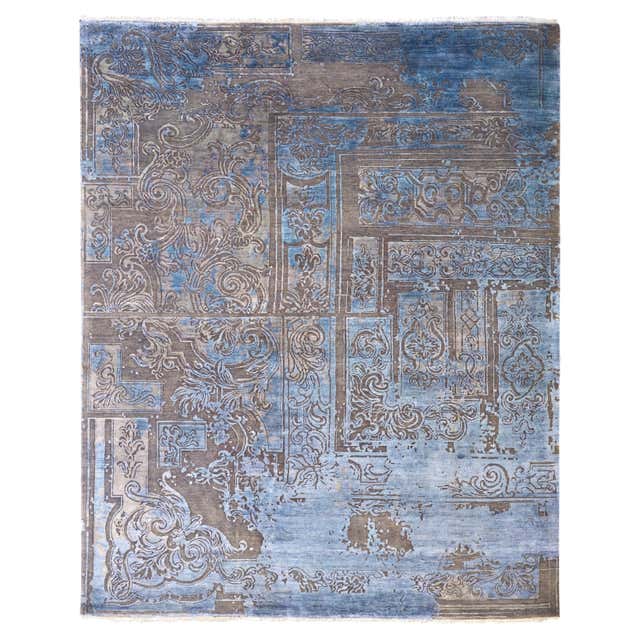 Vintage French Aubusson Style Rug with French Rococo Georgian Style at ...