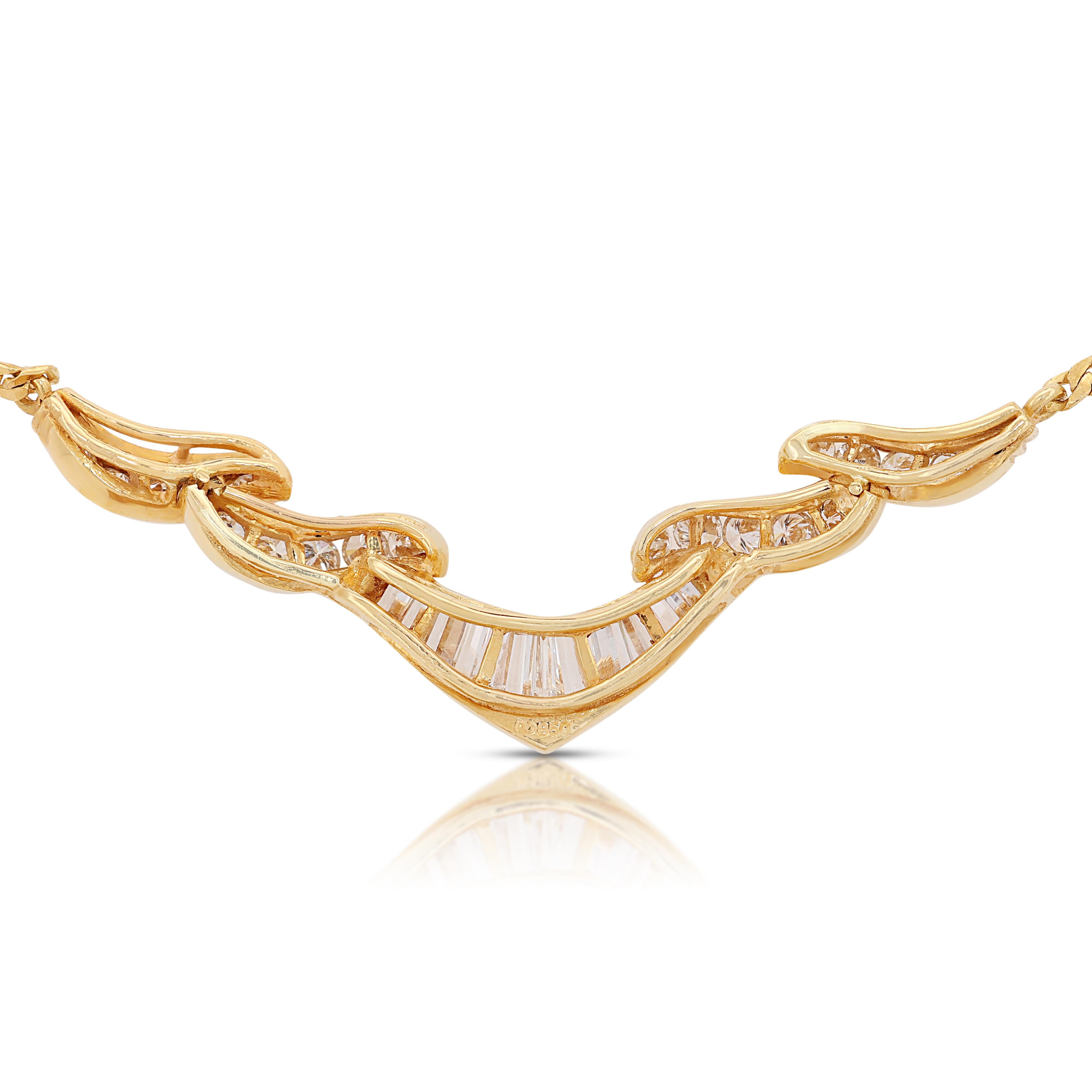 Fabulous 1.18ct Diamond Collar Necklace in 20K Yellow Gold In Excellent Condition For Sale In רמת גן, IL