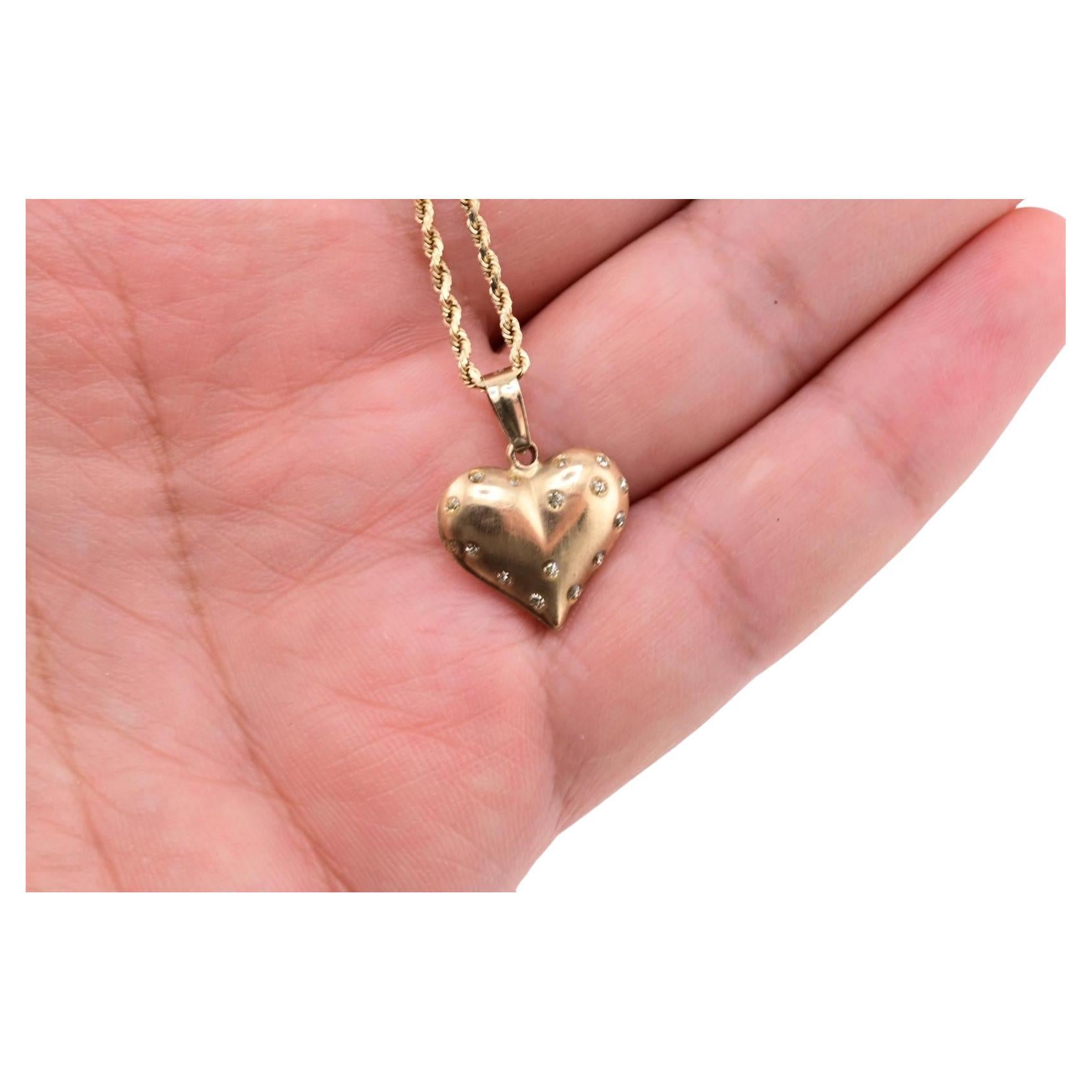 Fabulous 14K Yellow Gold Heart Shape Pendant & Chain