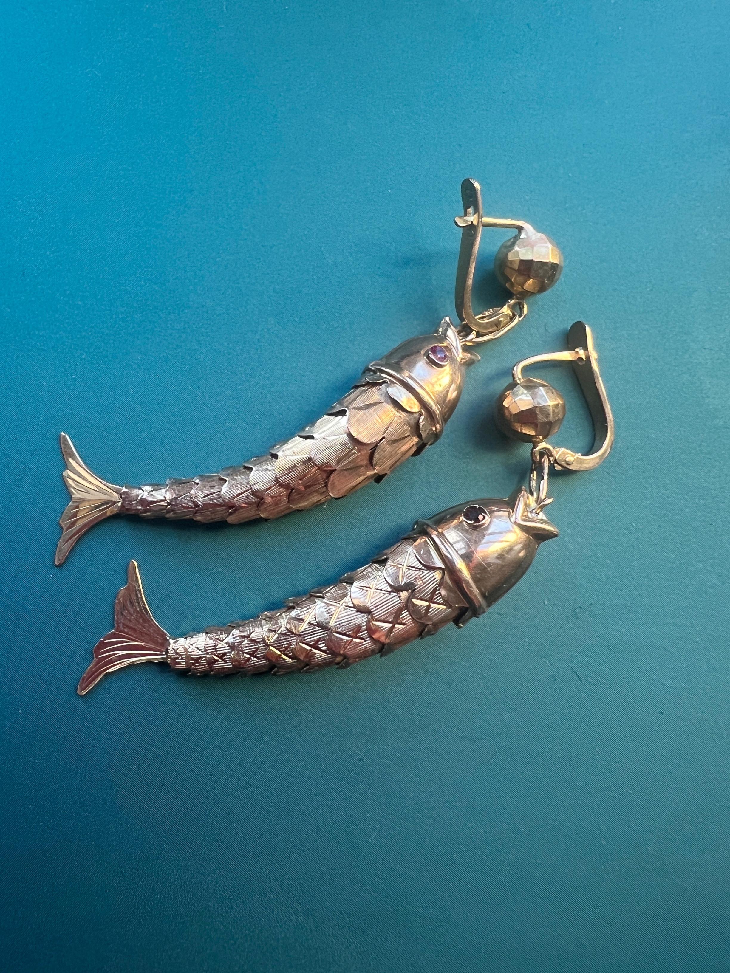 Women's or Men's Fabulous 18K Yellow Gold Articulated Carp Fish Earrings
