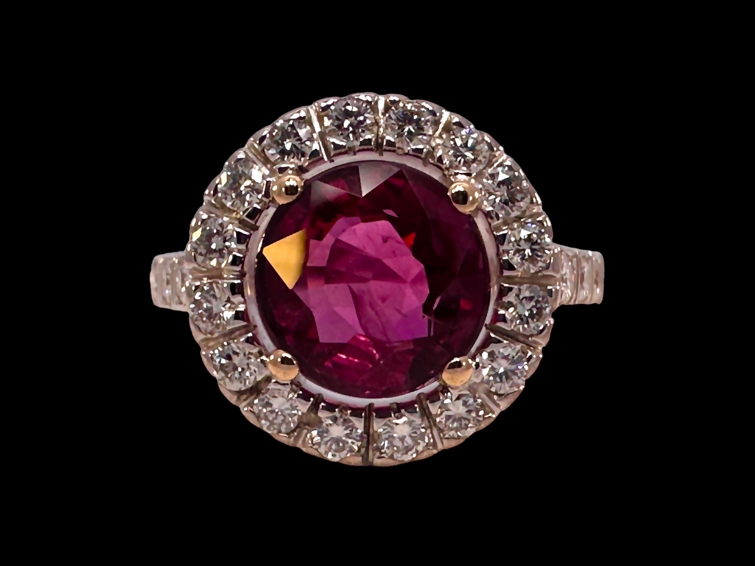 Artisan Fabulous 18kt White Gold 2.51 Ct Round Ruby with Certificate & 0.44ct Diamonds For Sale