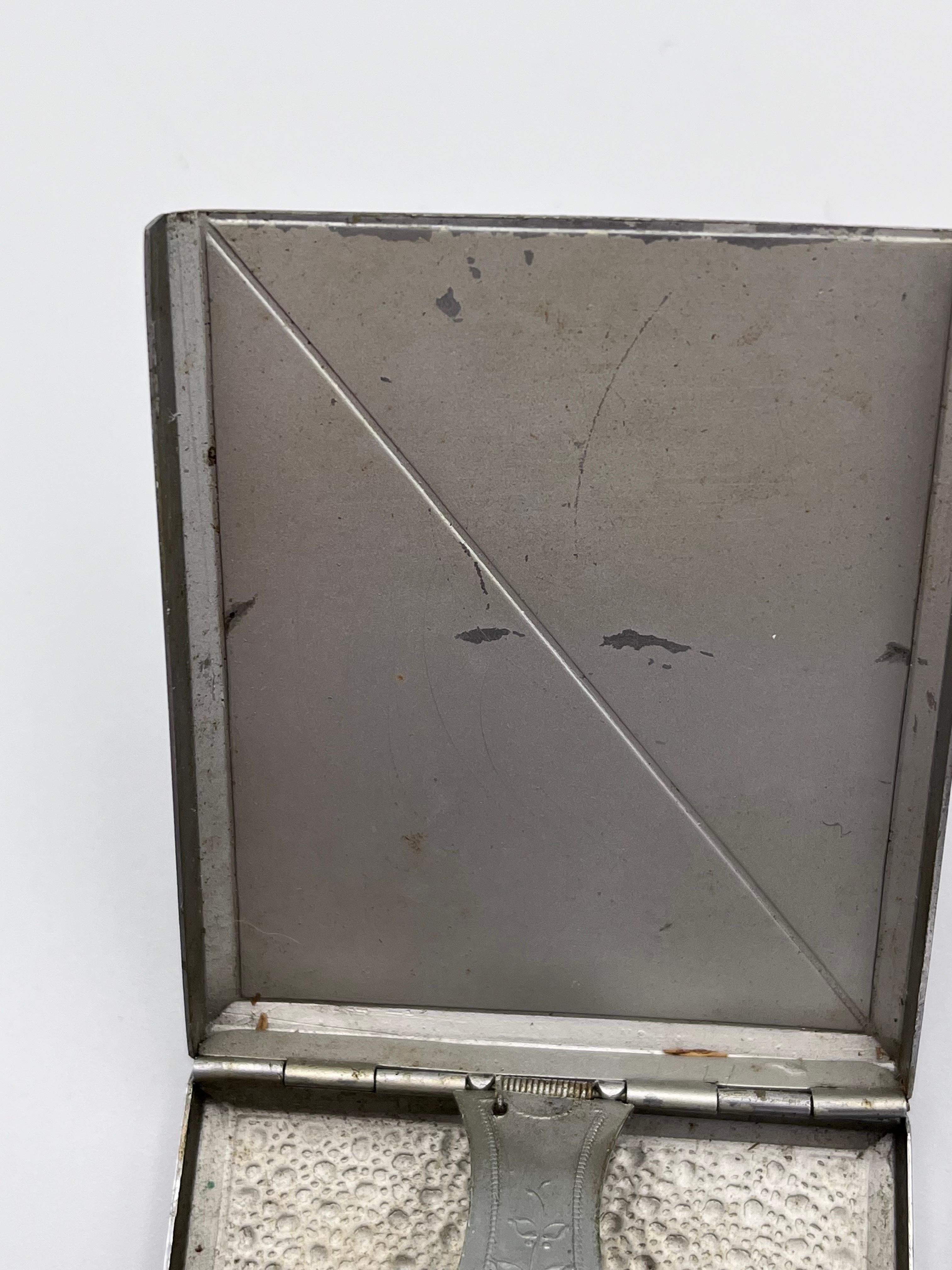 Metallo Favoloso accendino e portasigarette combinato in smalto rosso e nero degli anni '30 in vendita