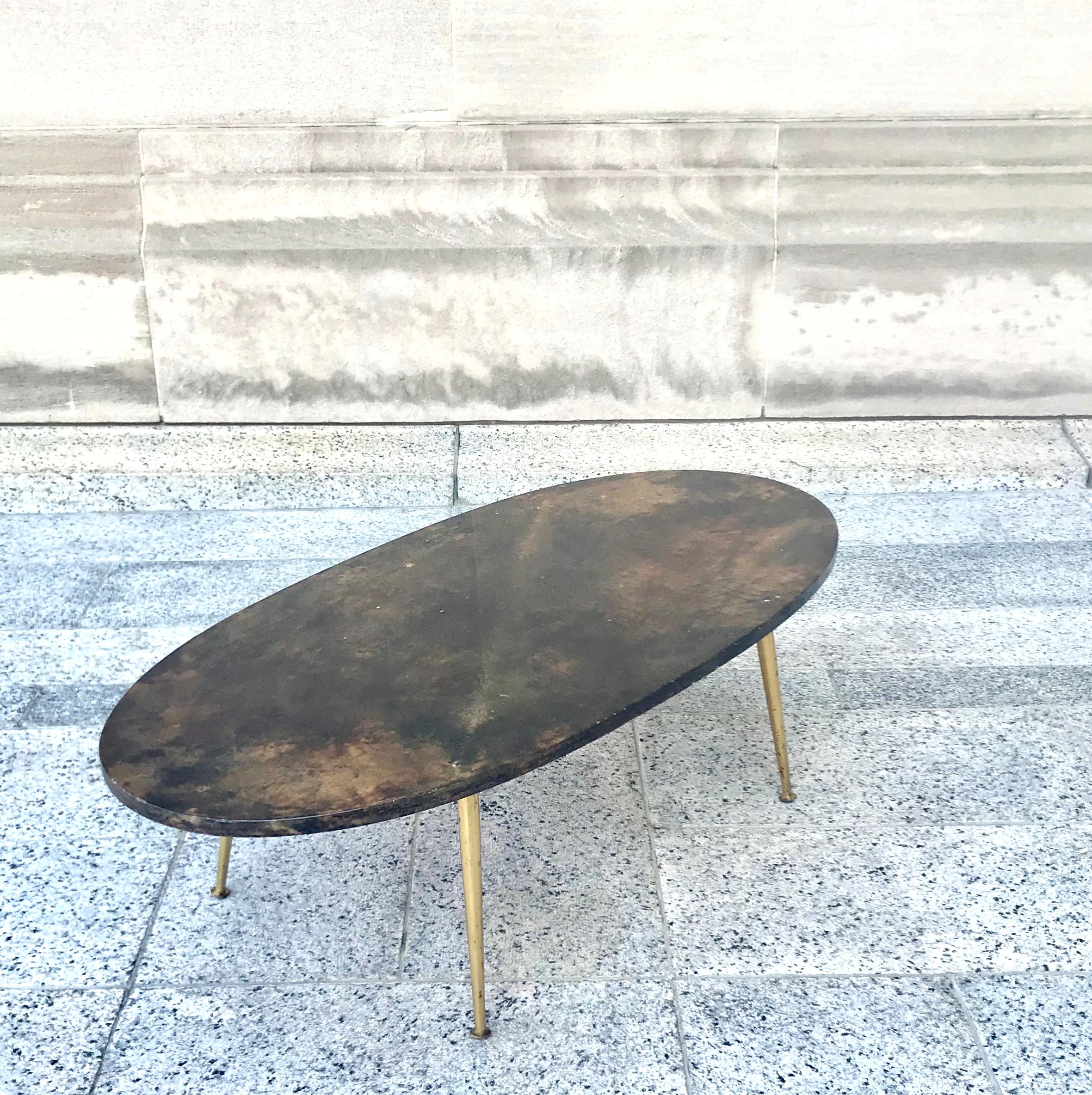 Fabulous 1950s Aldo Tura Chocolate Goatskin Cocktail Table (Mitte des 20. Jahrhunderts)