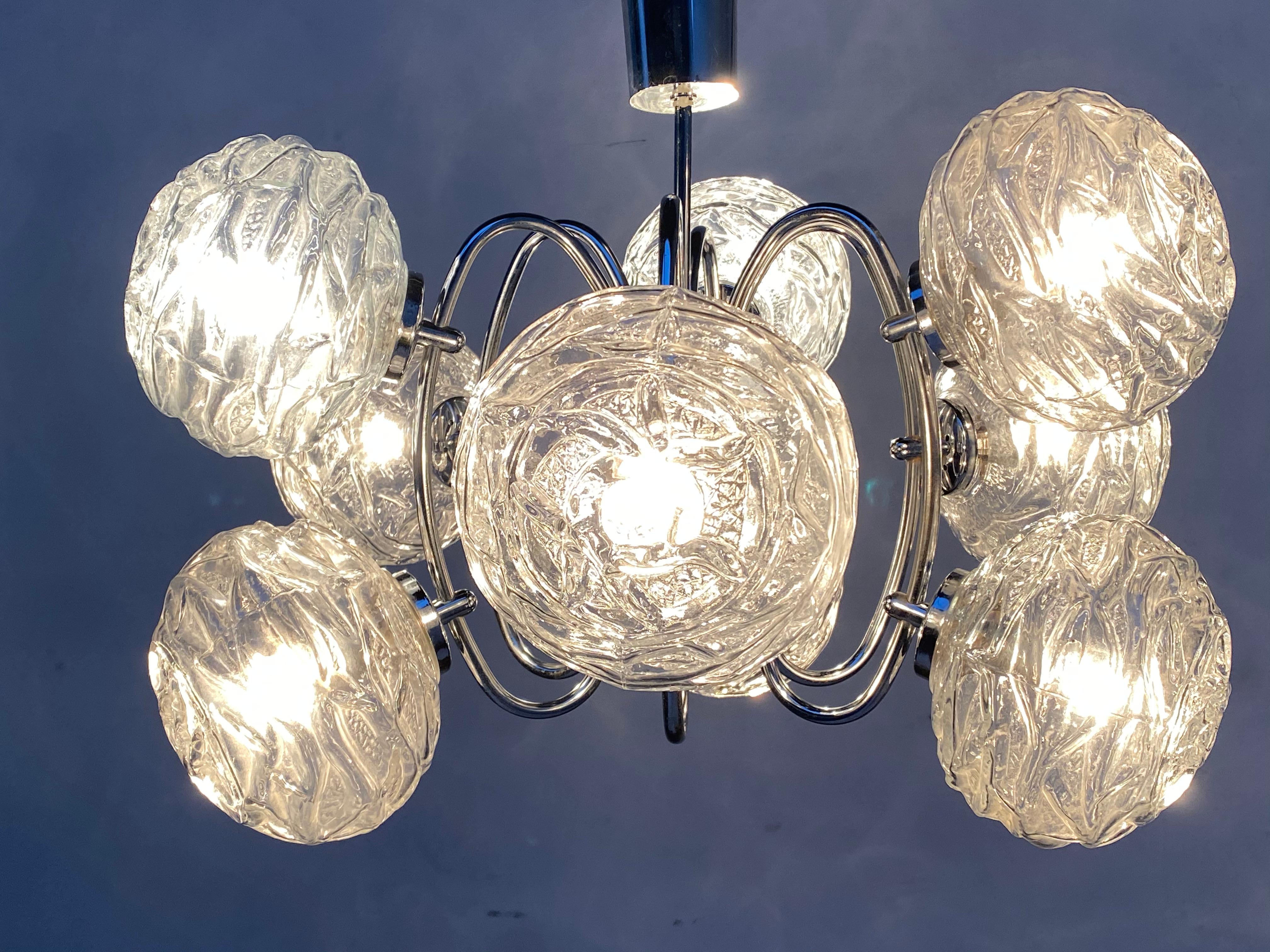 Fabulous 1970s Space Age 9 Glass Spheres and Chrome Chandelier, Germany For Sale 5