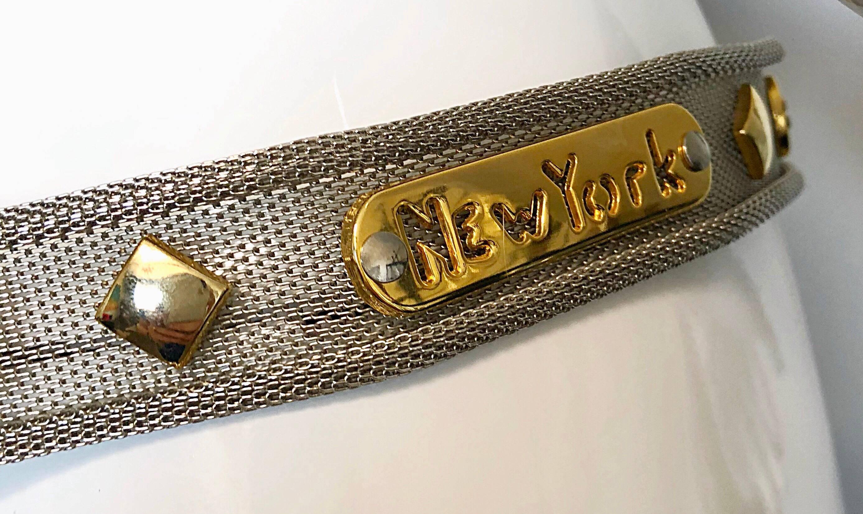 Fabulous 1990s Silver Gold Novelty Souvenir Vintage 90s Metal Mesh Vintage Belt In Excellent Condition For Sale In San Diego, CA