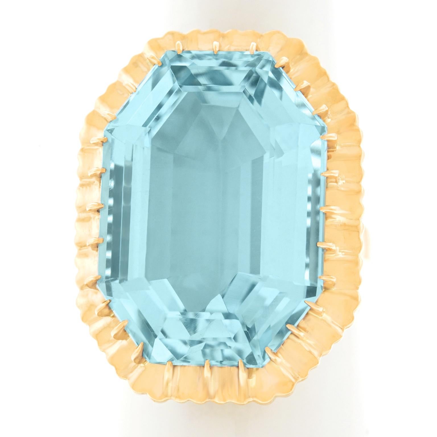 Emerald Cut Fabulous 28.0 Carat Aquamarine Set Gold Ring