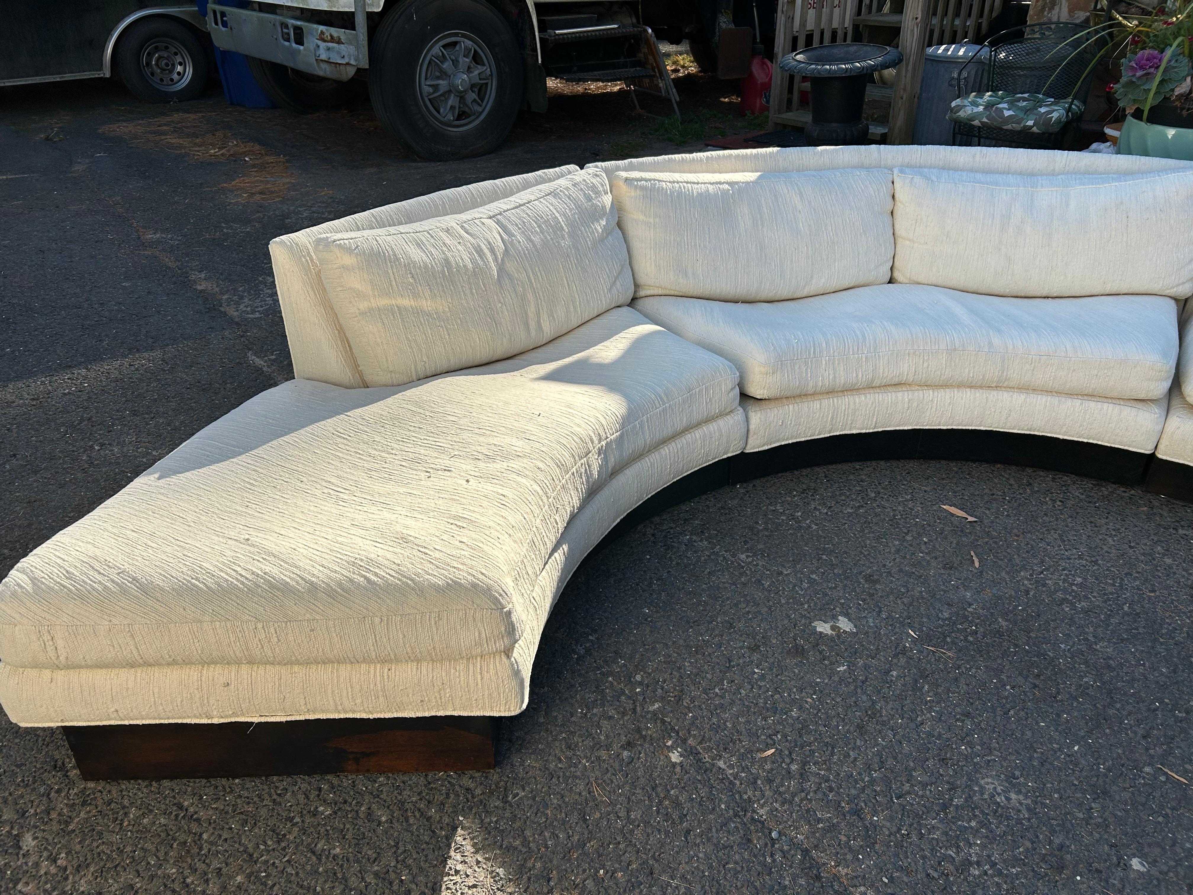 Fabuleux 4-Pieces Erwin Lambeth Circular Curved Sofa Sectional Mid-Century Modern en vente 10