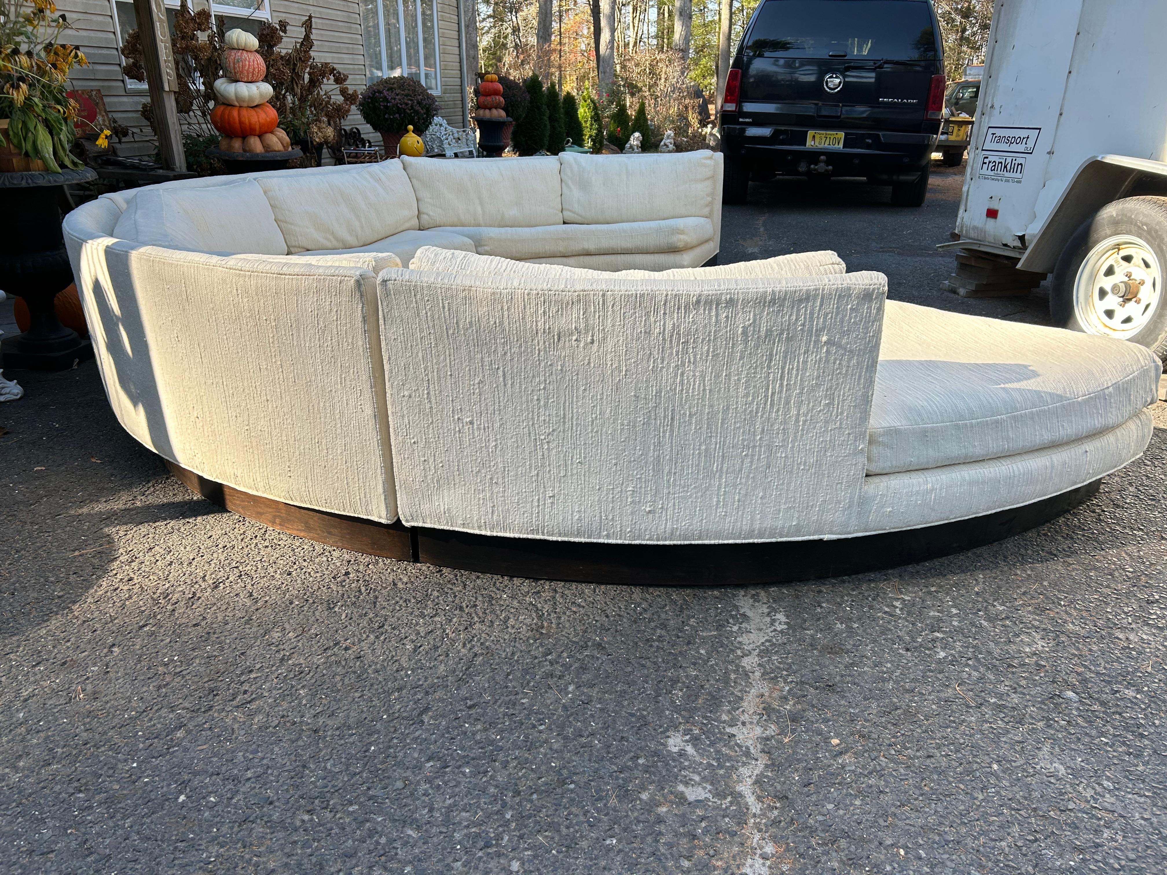 Américain Fabuleux 4-Pieces Erwin Lambeth Circular Curved Sofa Sectional Mid-Century Modern en vente