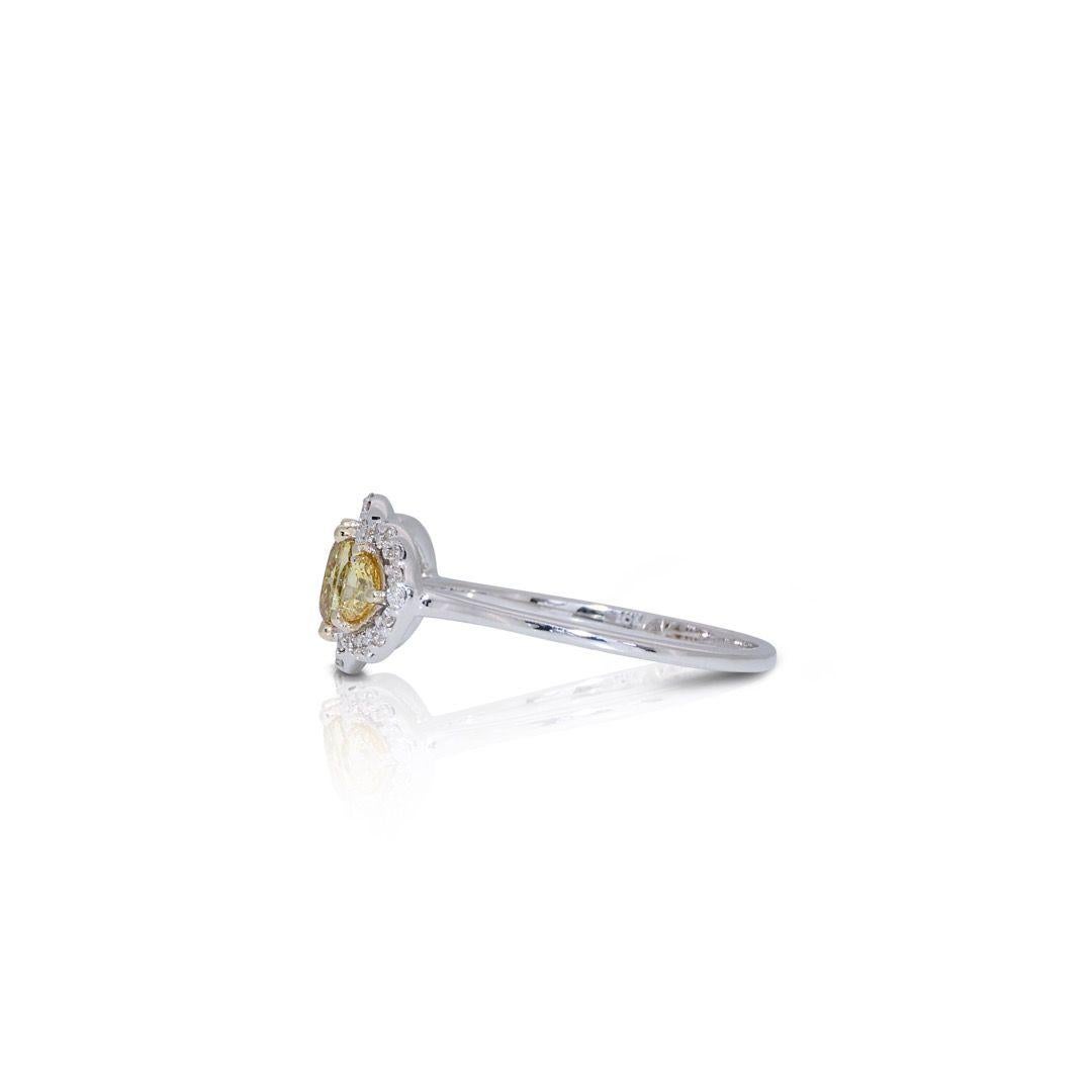 Women's or Men's Fabulous .83ct. Oval Brilliant Cluster Diamond Ring For Sale