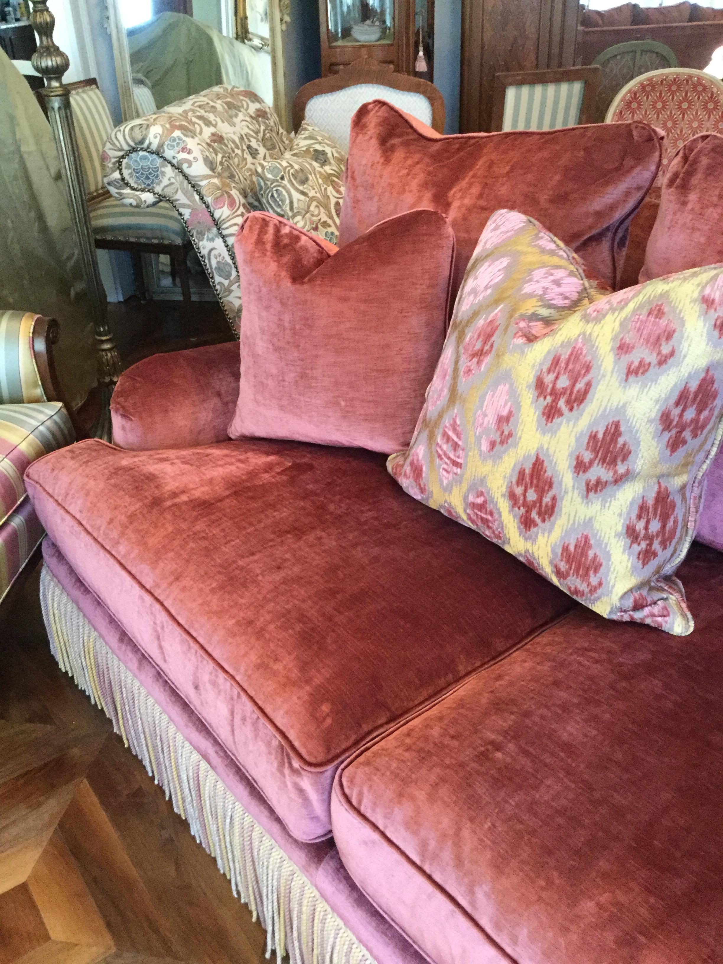 Contemporary Fabulous Lavish Pink Velvet Sofa
