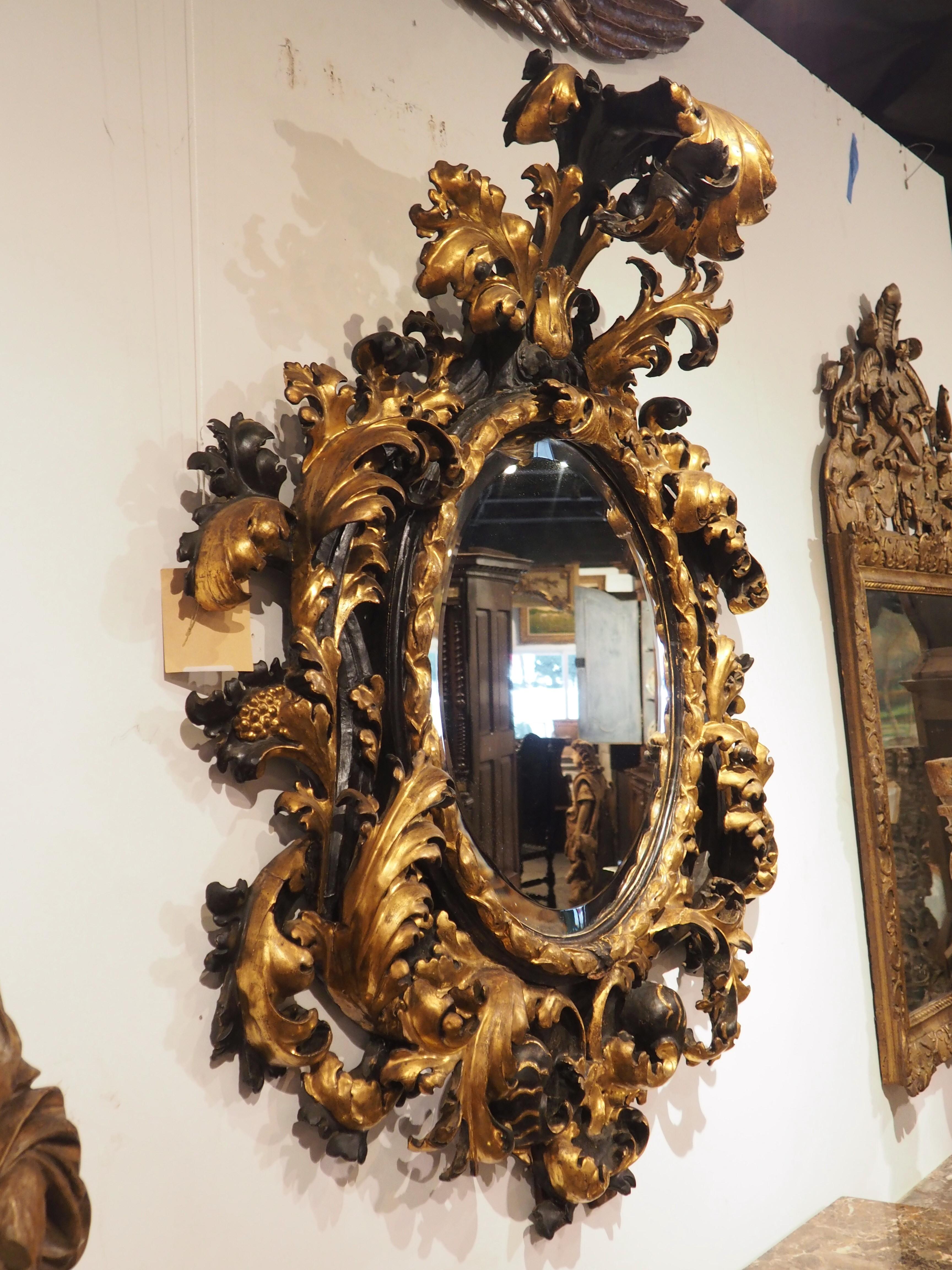 Fabulous Antique Florentine Black and Gold Wall Mirror, Circa 1850 For Sale 6