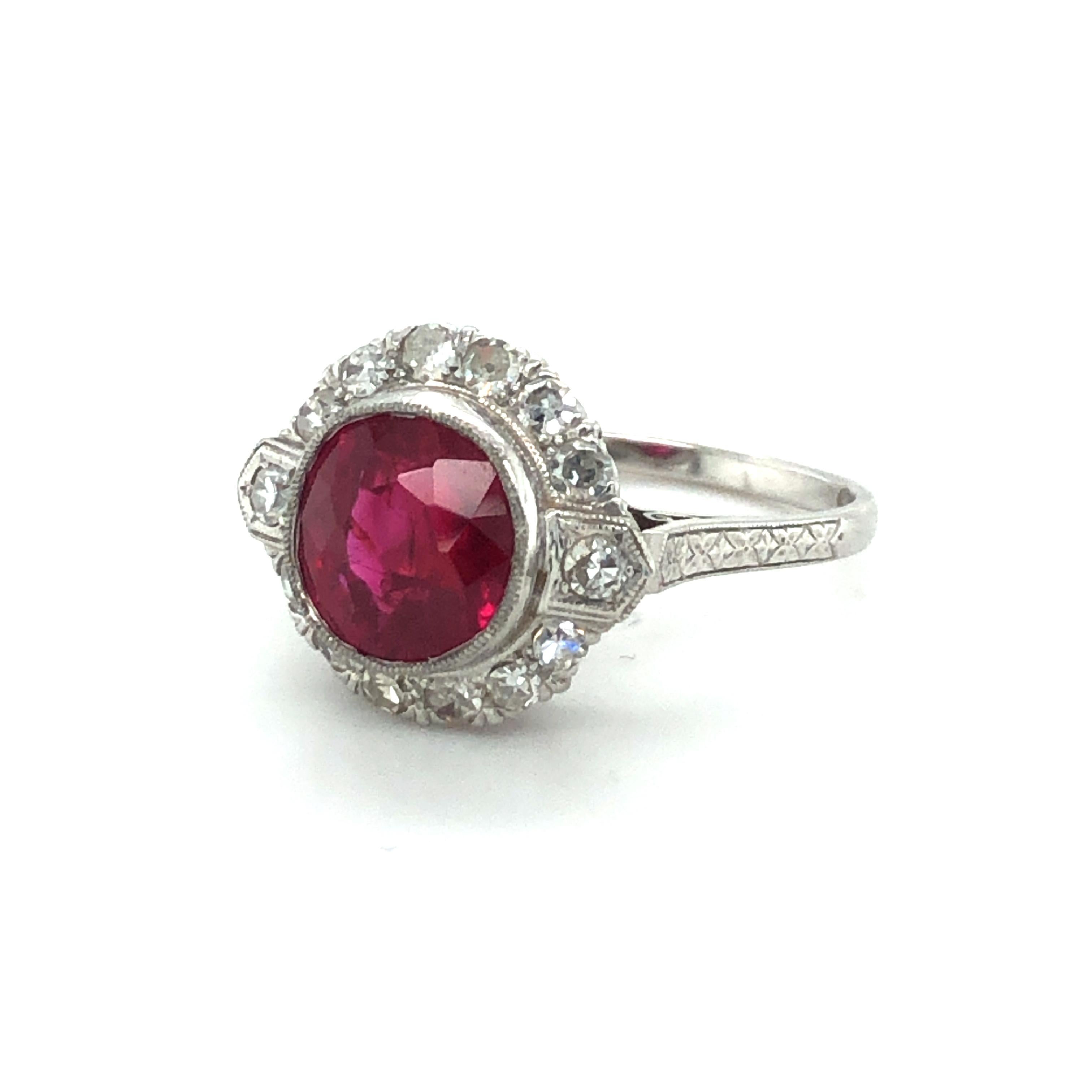 Women's or Men's Fabulous Art Deco Ring with Burmese Ruby and Diamonds in Platinum 950