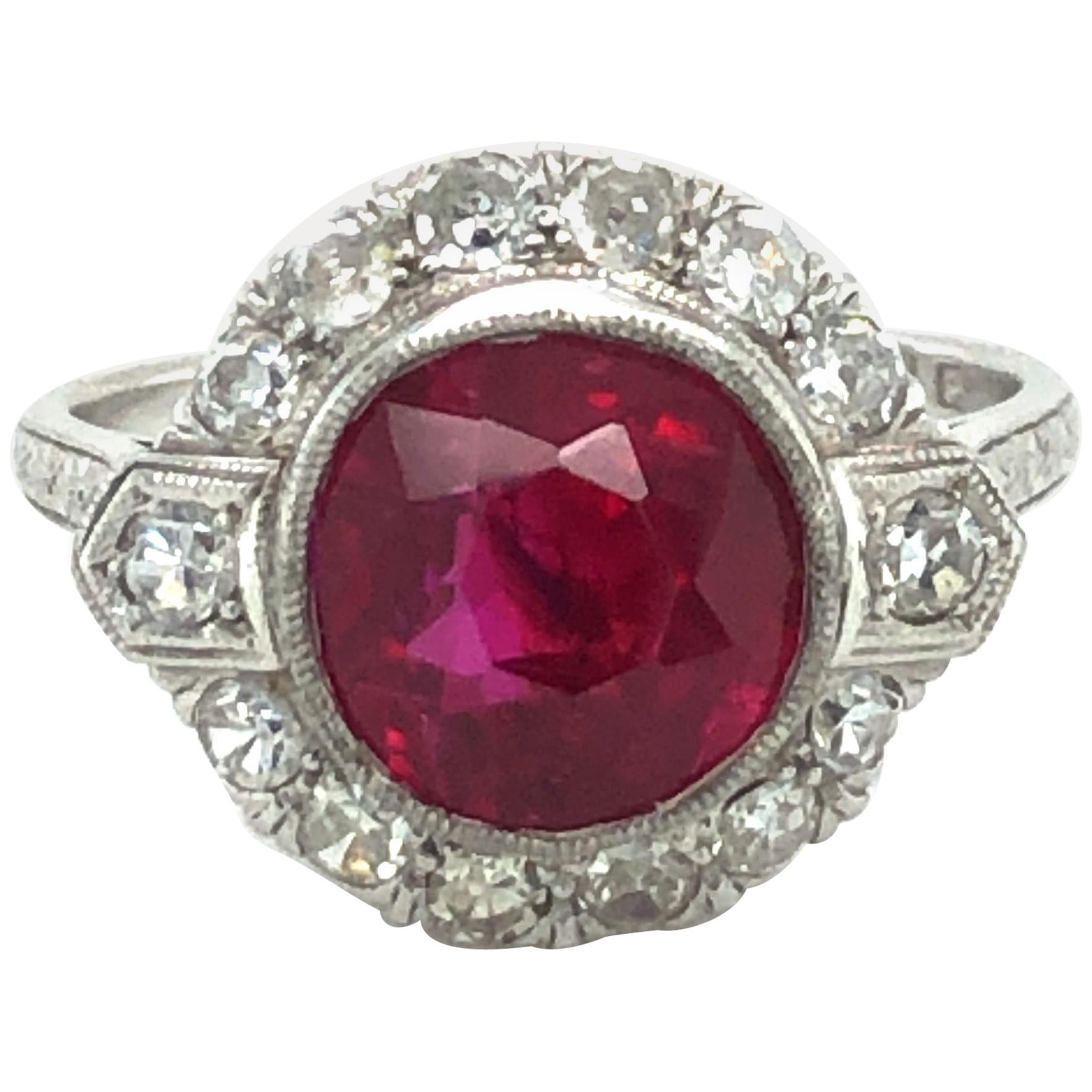 Fabulous Art Deco Ring with Burmese Ruby and Diamonds in Platinum 950 ...