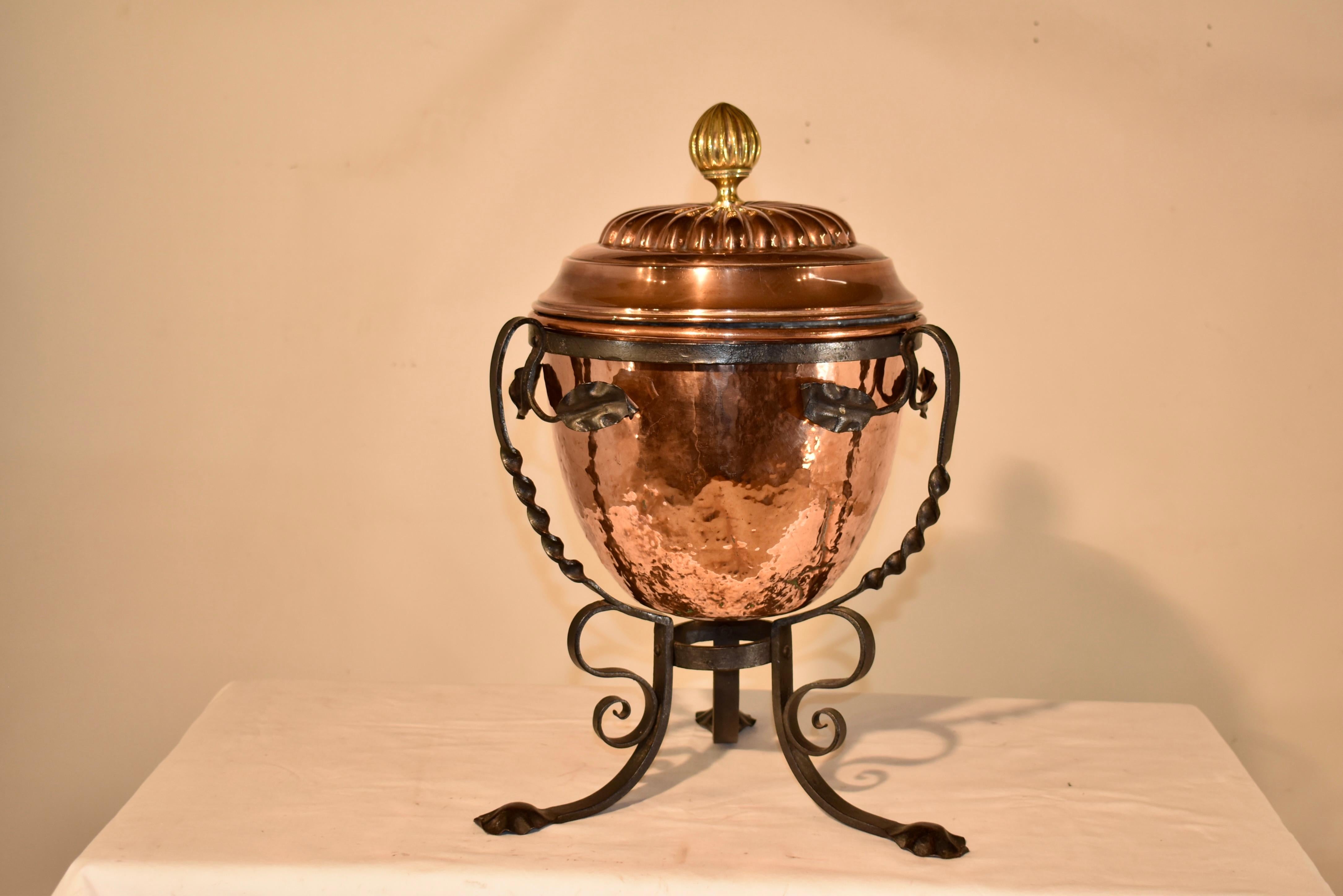 FABULOUS Arts and Crafts Copper Coal Hod on Stand, CIRCA 1920 im Angebot 7