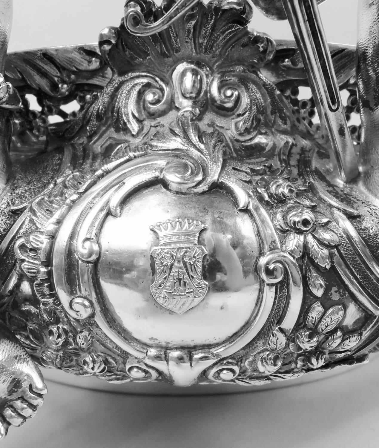 Fabelhafte österreichische Rokoko-Schale für Jagd- und Fischen im klassischen Rokoko-Stil im Angebot 3