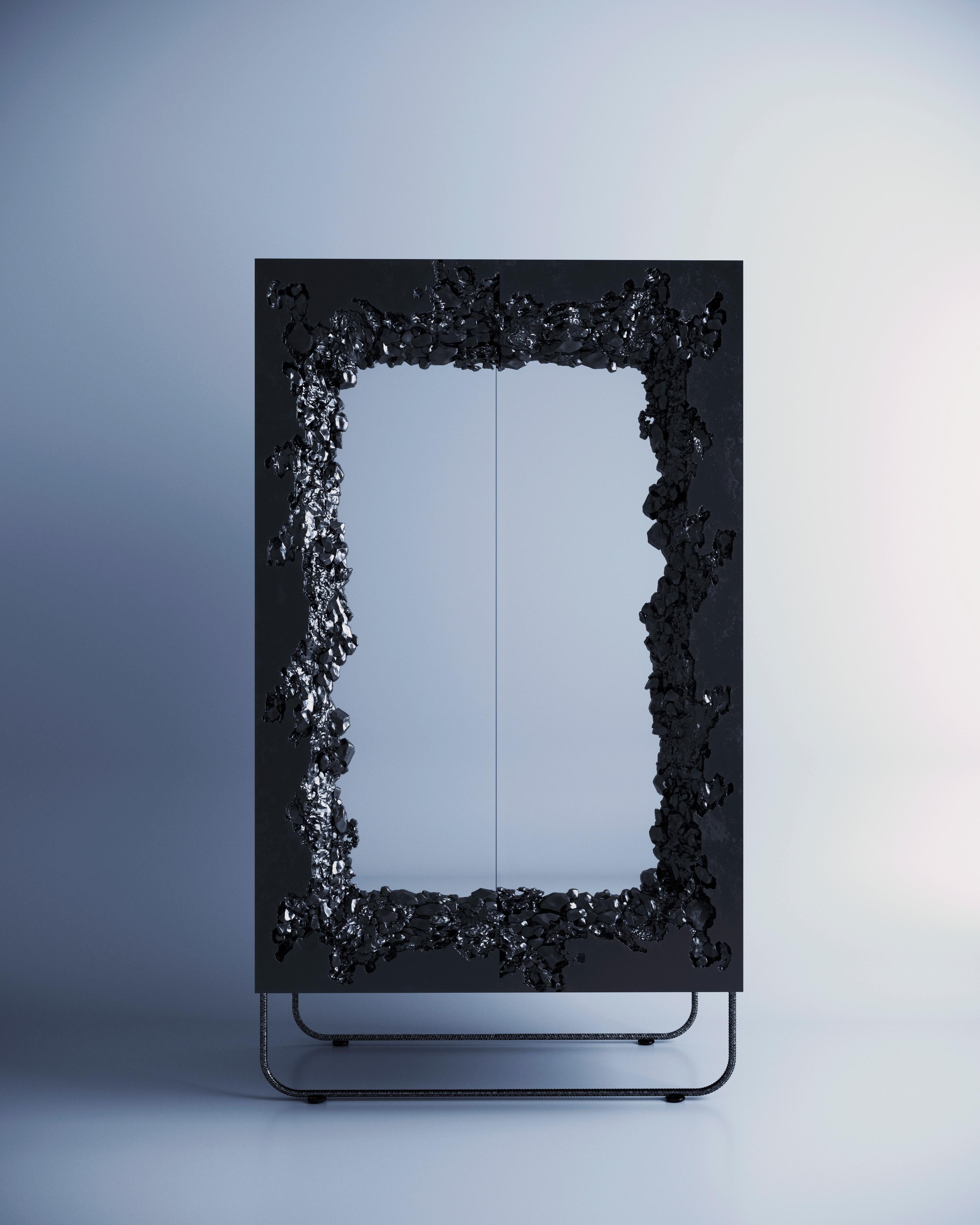 Fabelhafter Barschrank mit Spiegel und Hologramm-Effekt, Breakfree Collection im Zustand „Neu“ im Angebot in Port Orchard, WA
