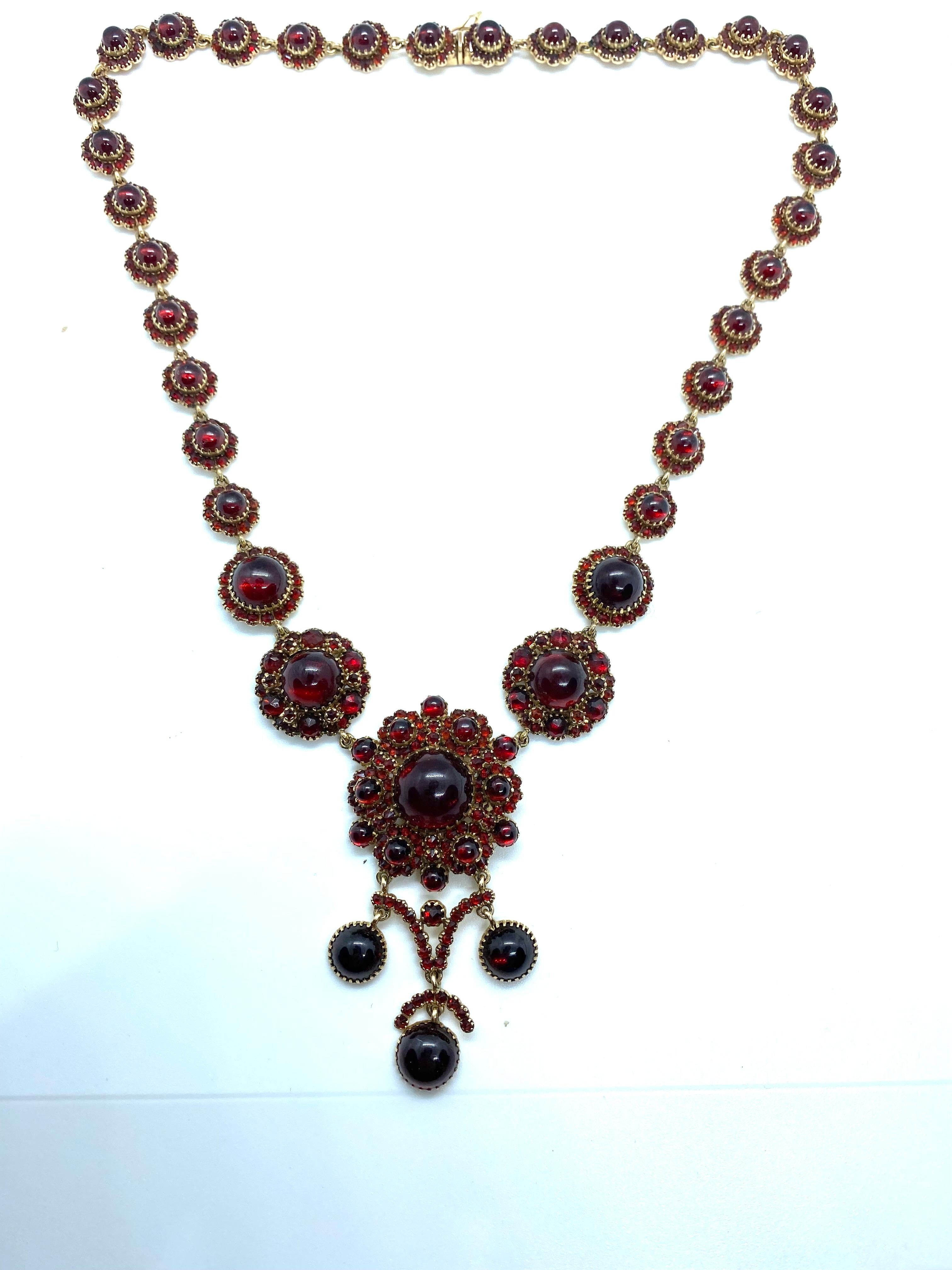 vintage garnet necklace