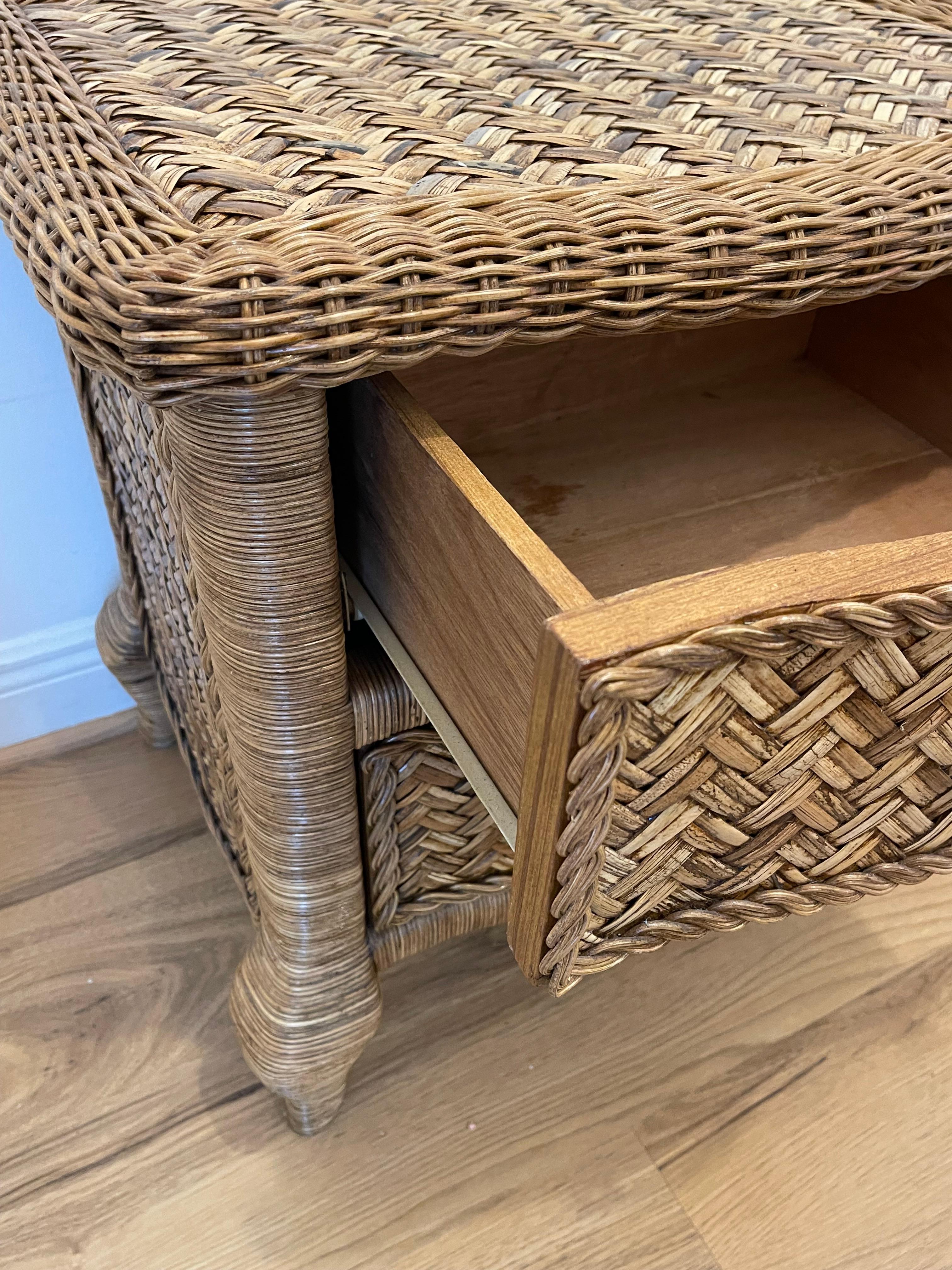 Fabulous Braided Wicker Pair of Nightstands For Sale 3