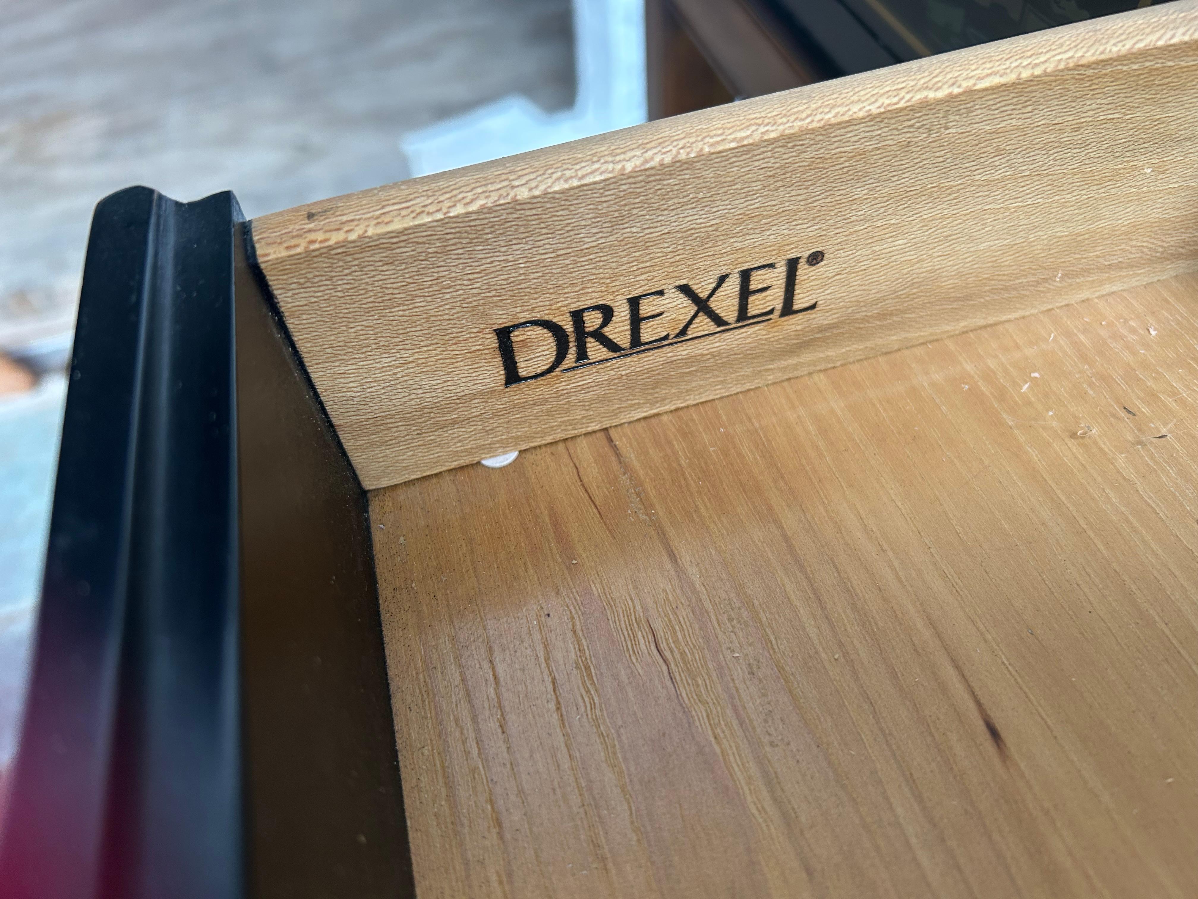 Fabuleuse table console Drexel en laque noire peinte à la main, milieu du siècle dernier en vente 3