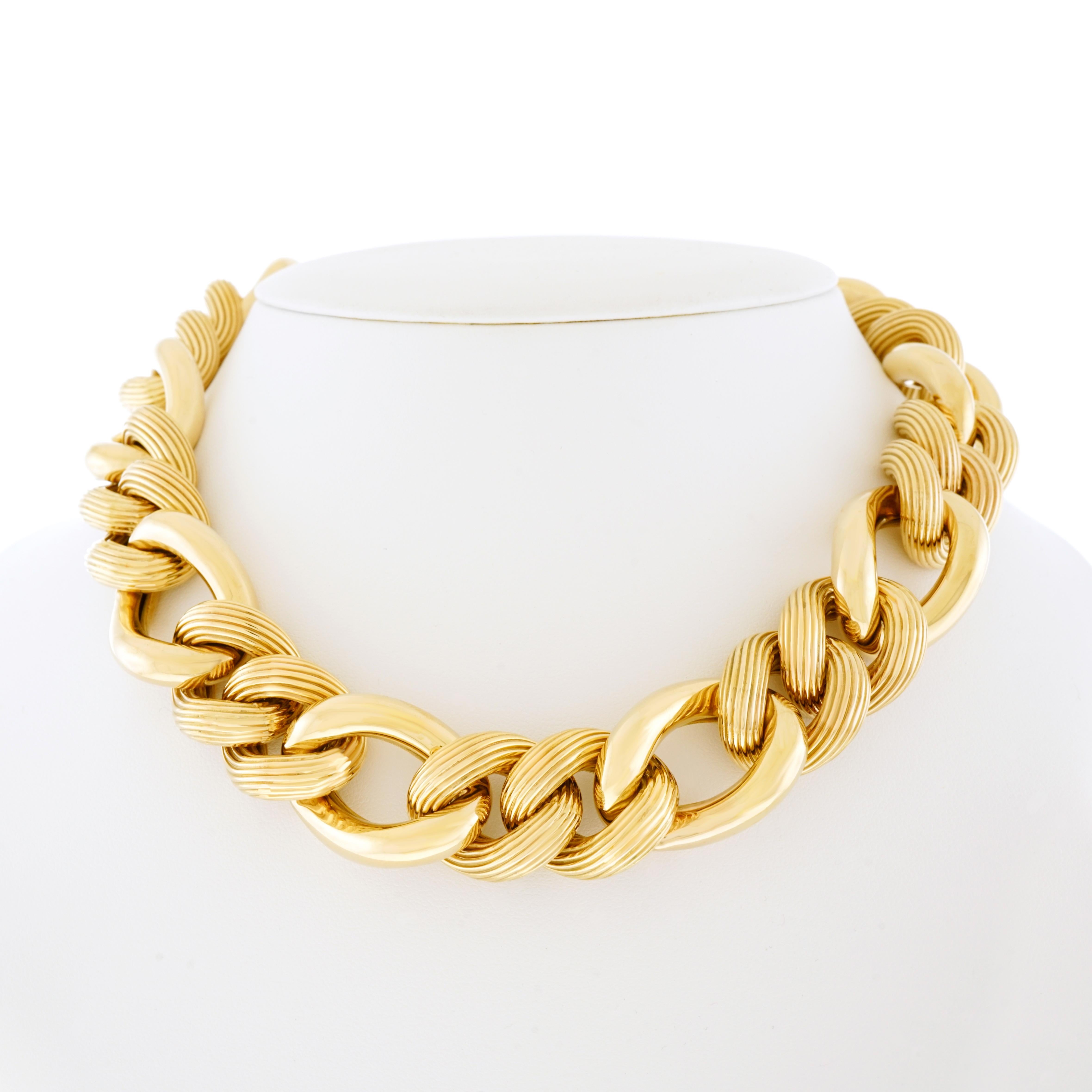 Women's Fabulous Chunky Italian Gold Link Necklace