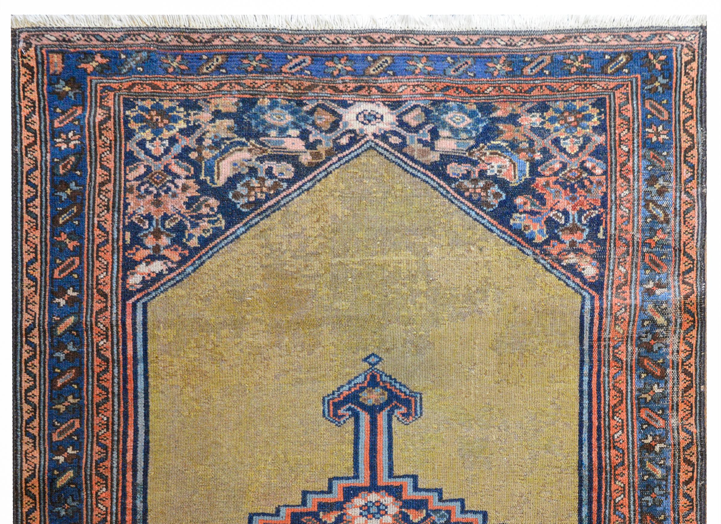 Fabuleux tapis Serab du début du 20e siècle Bon état - En vente à Chicago, IL