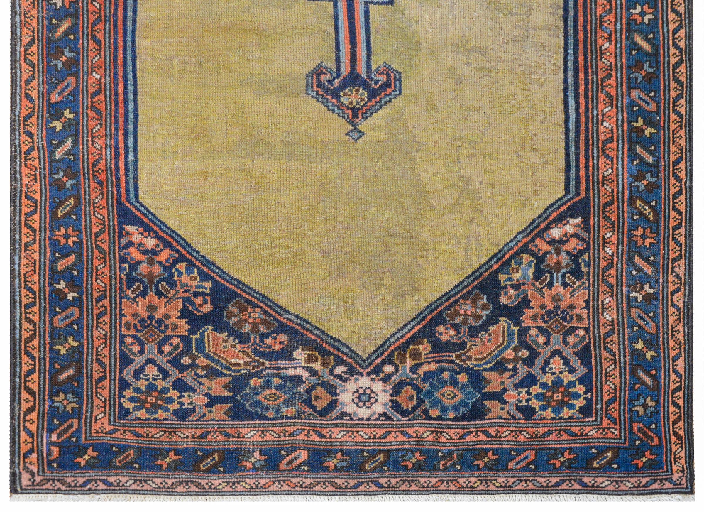Début du 20ème siècle Fabuleux tapis Serab du début du 20e siècle en vente
