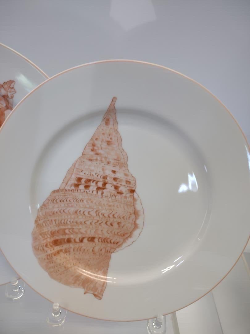 Fabulous Fitz and Floyd Coquille Pattern Dinnerware Set In Excellent Condition For Sale In Lambertville, NJ