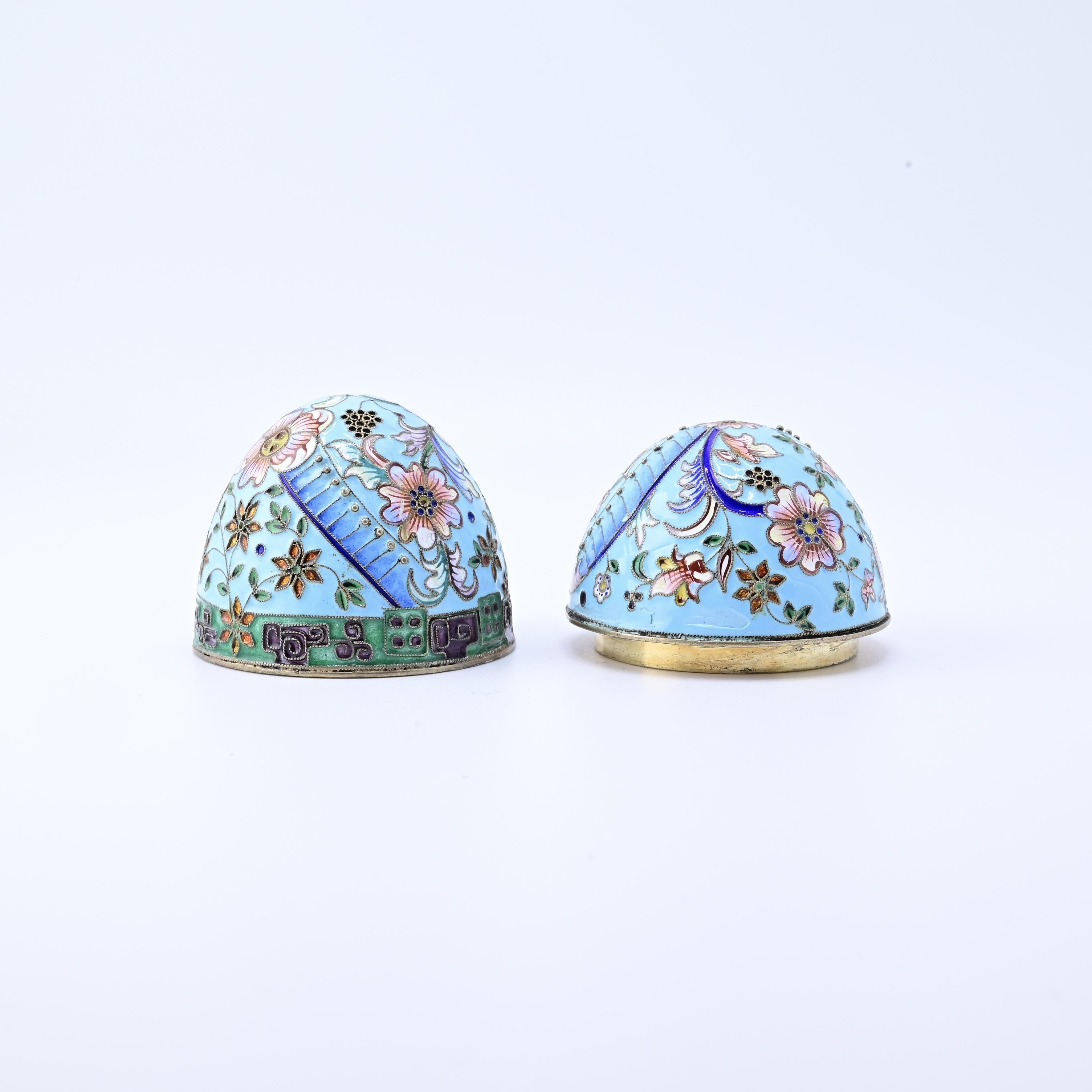 Fabuloso Huevo Floral Ruso de Esmalte de Plata Fantásticos Detalles 1