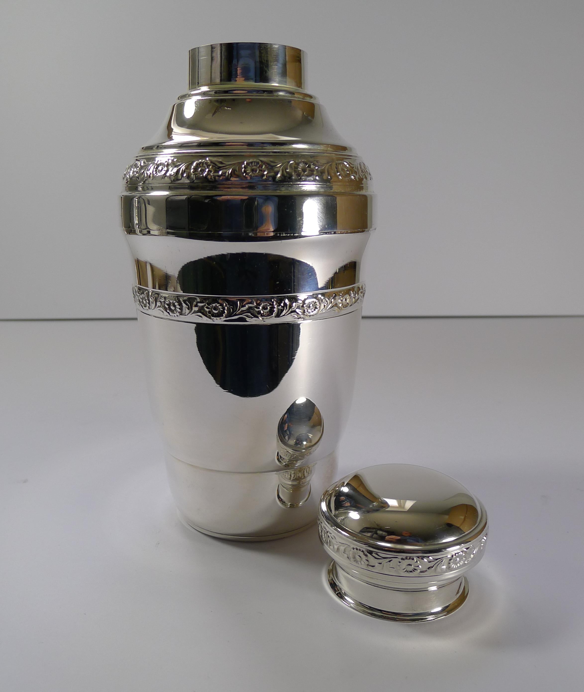 Fabulous French Art Deco Silver Plated Cocktail Shaker, Floral Decoration 5